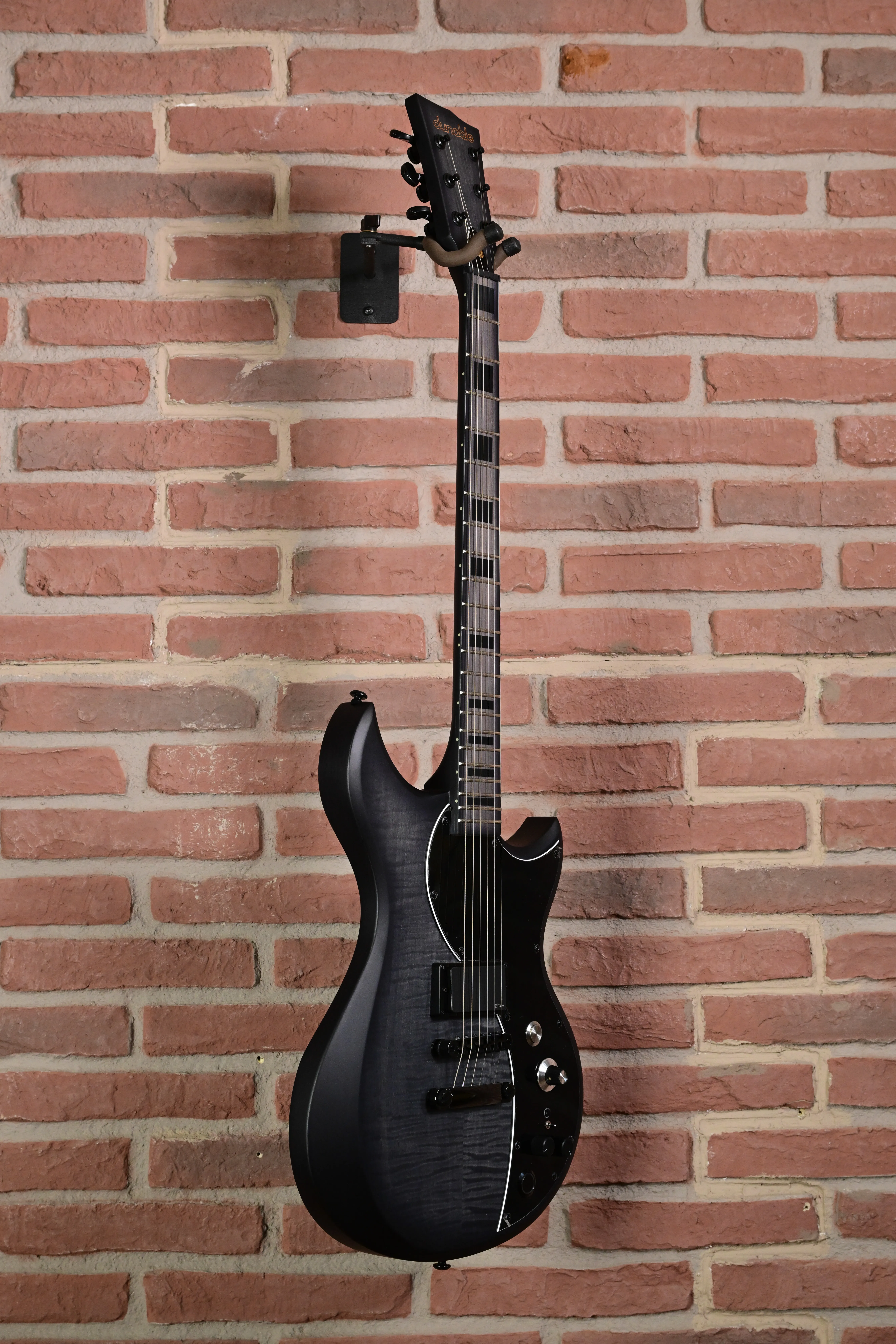 Cyclops DE – Will Putney Signature Flame Top Charcoal Burst