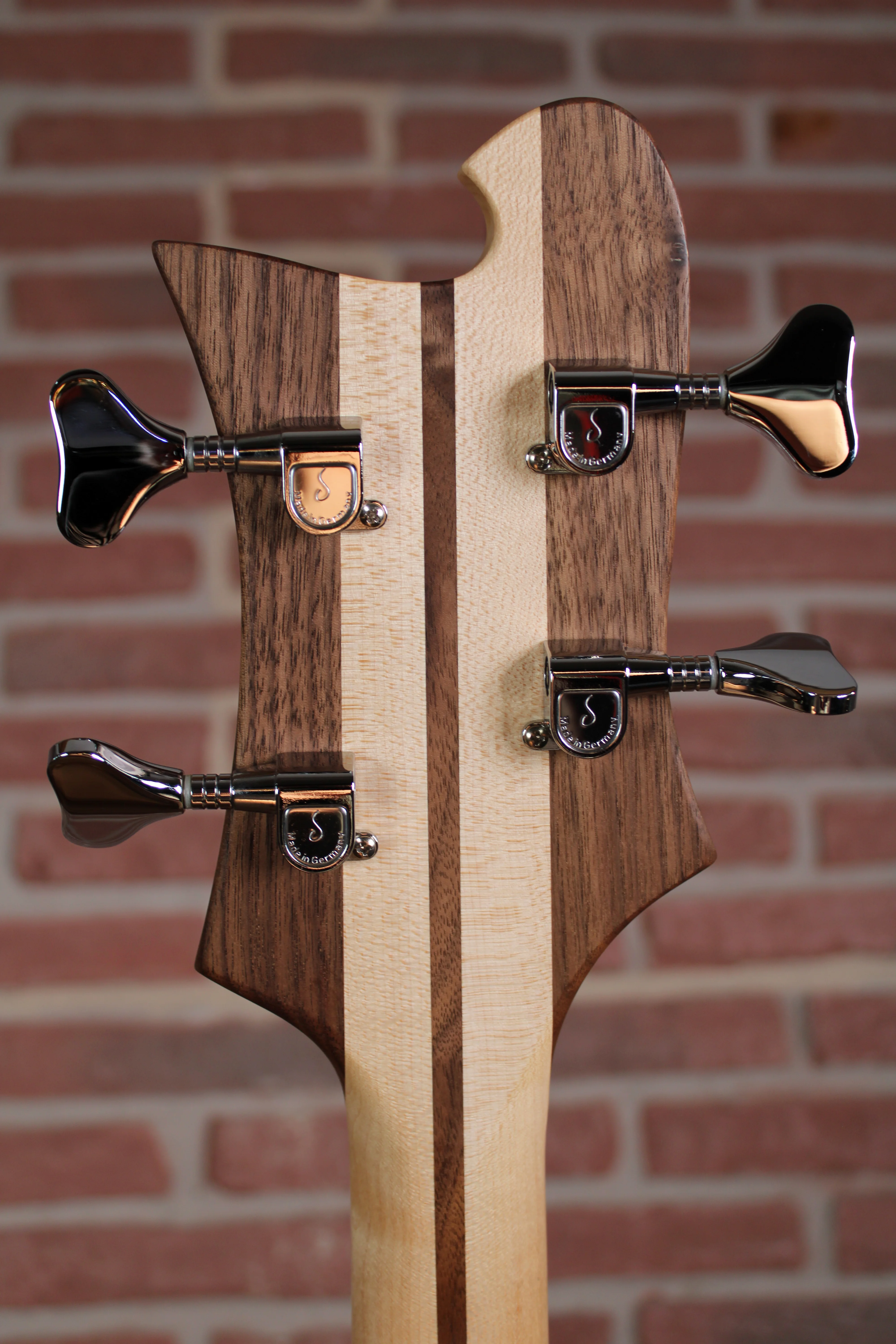 4030S Walnut Bass