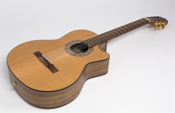Sevilla KG-6000 CTW-EQ - Offenporig 4/4