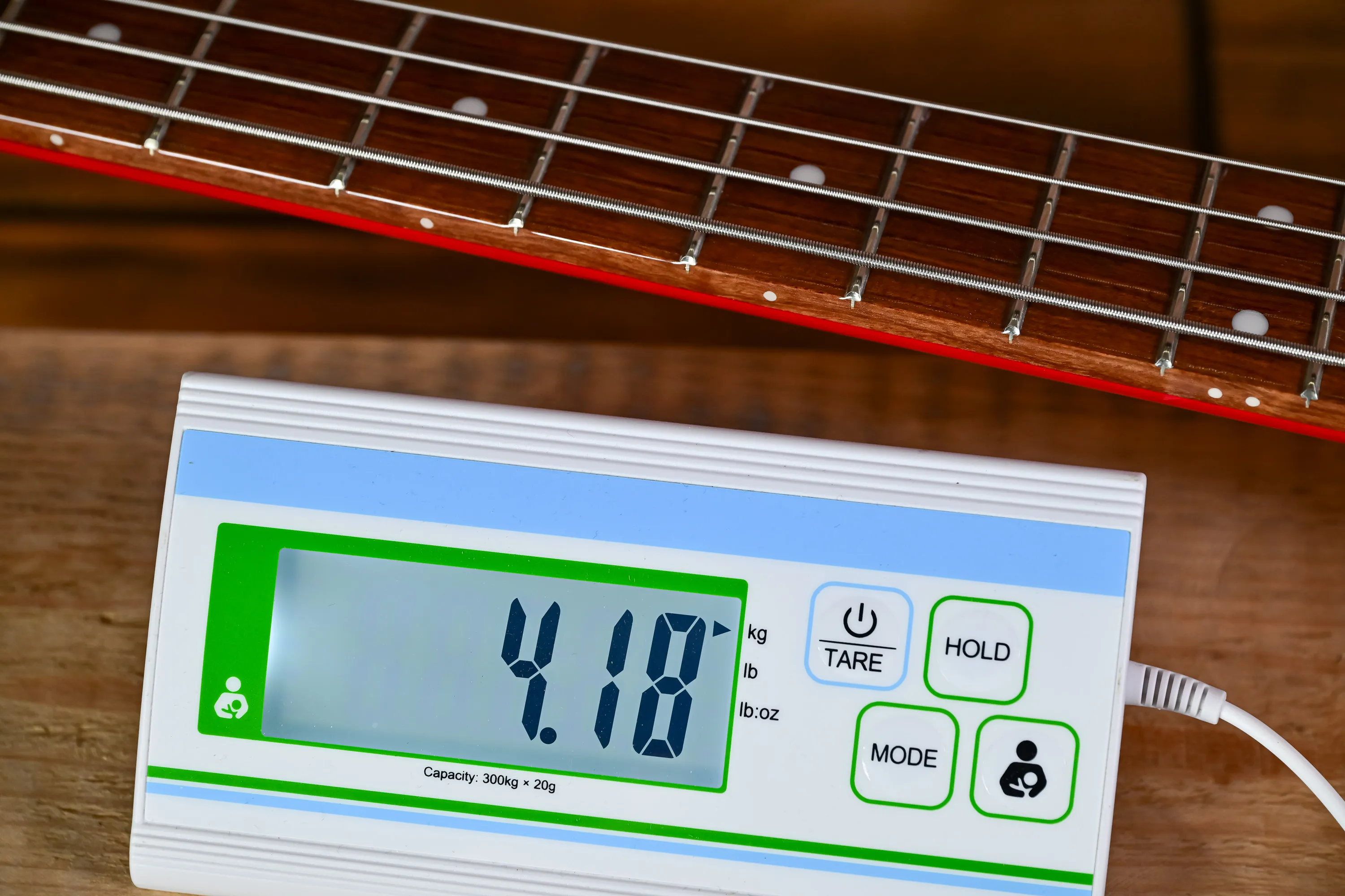 4003S Fireglo 4-Saiter E-Bass
