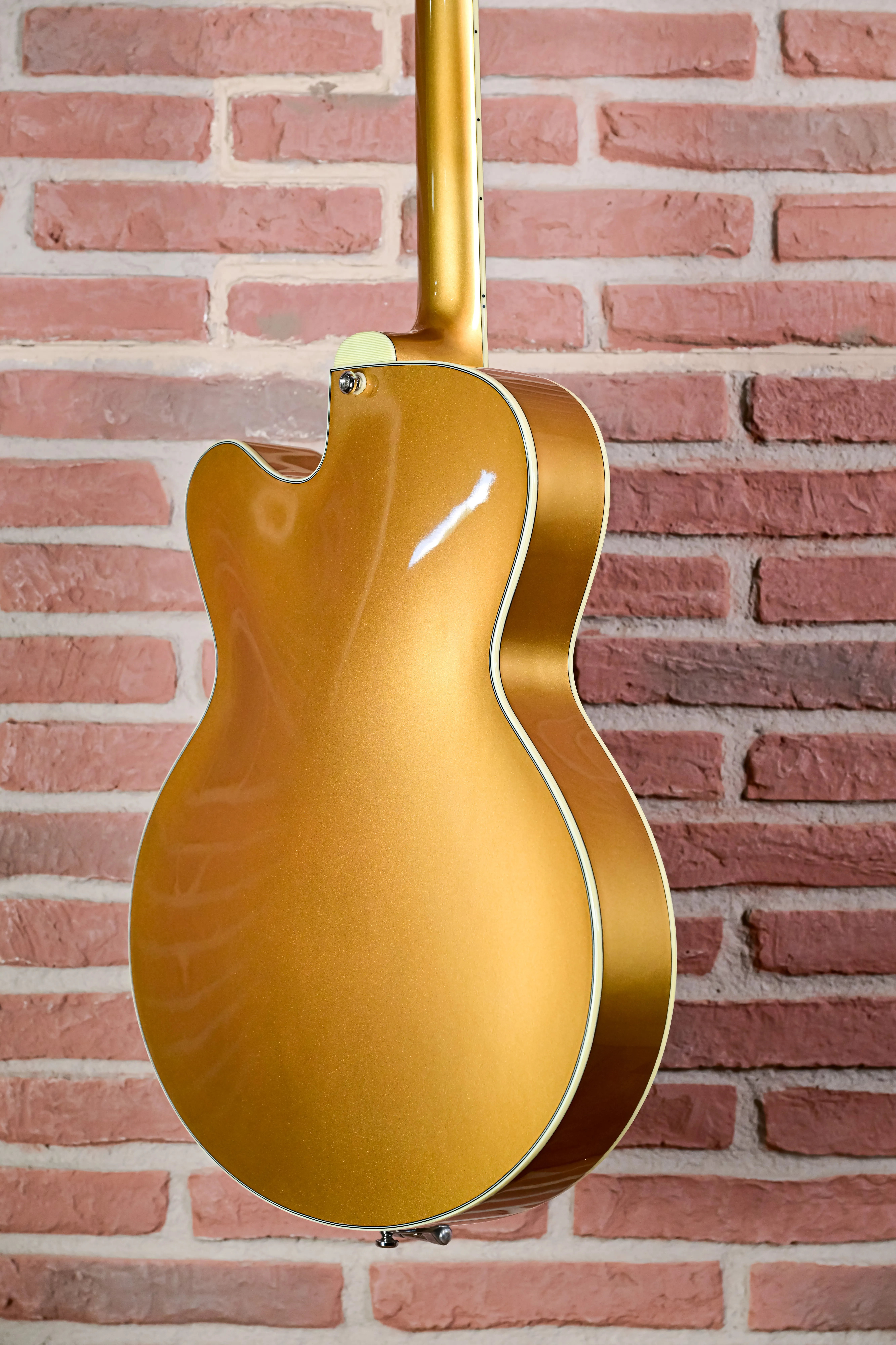 T58-GD Archtop Gitarre Truetone Gloss  Gold