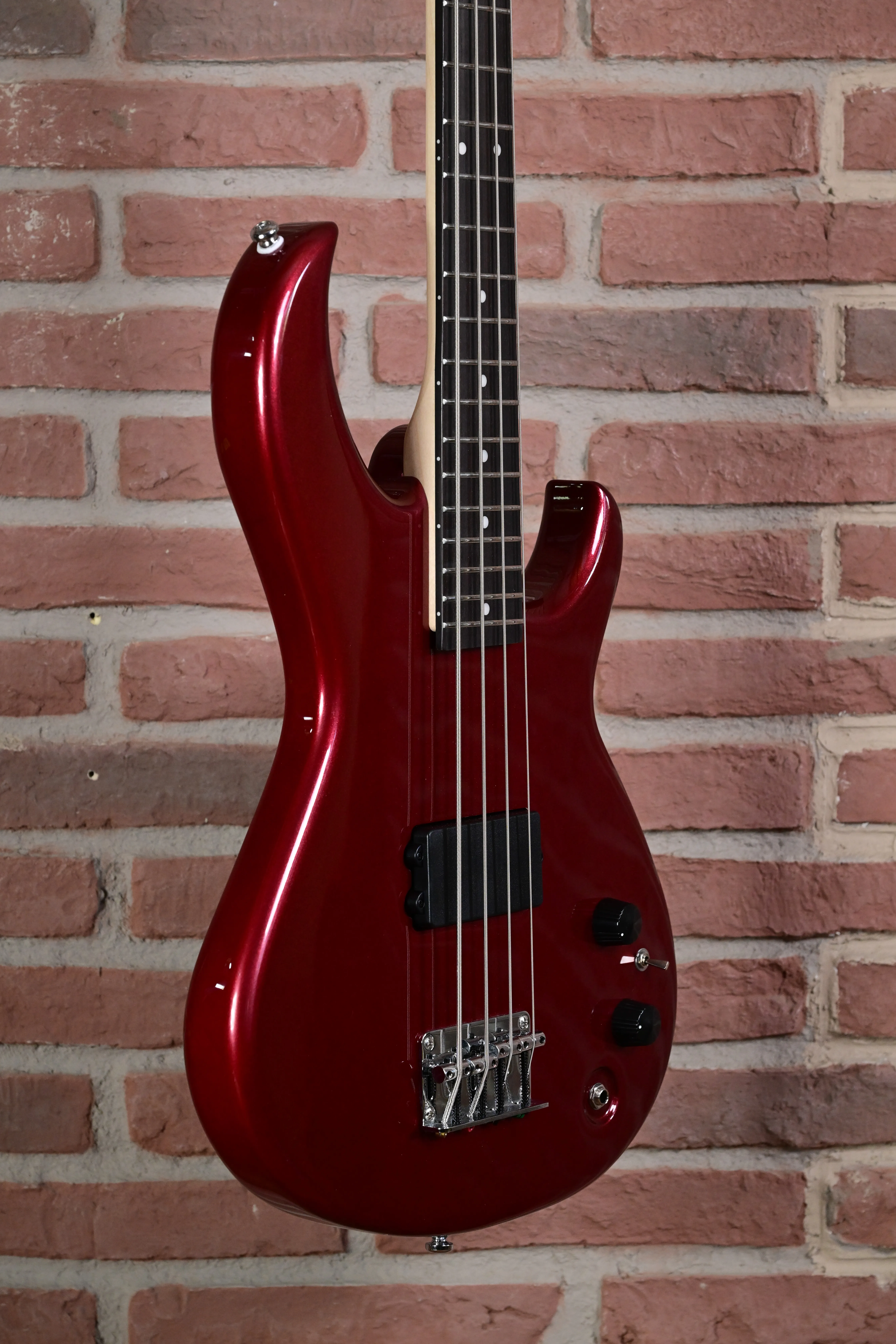 Pro II SB One Bass Candy Apple Red