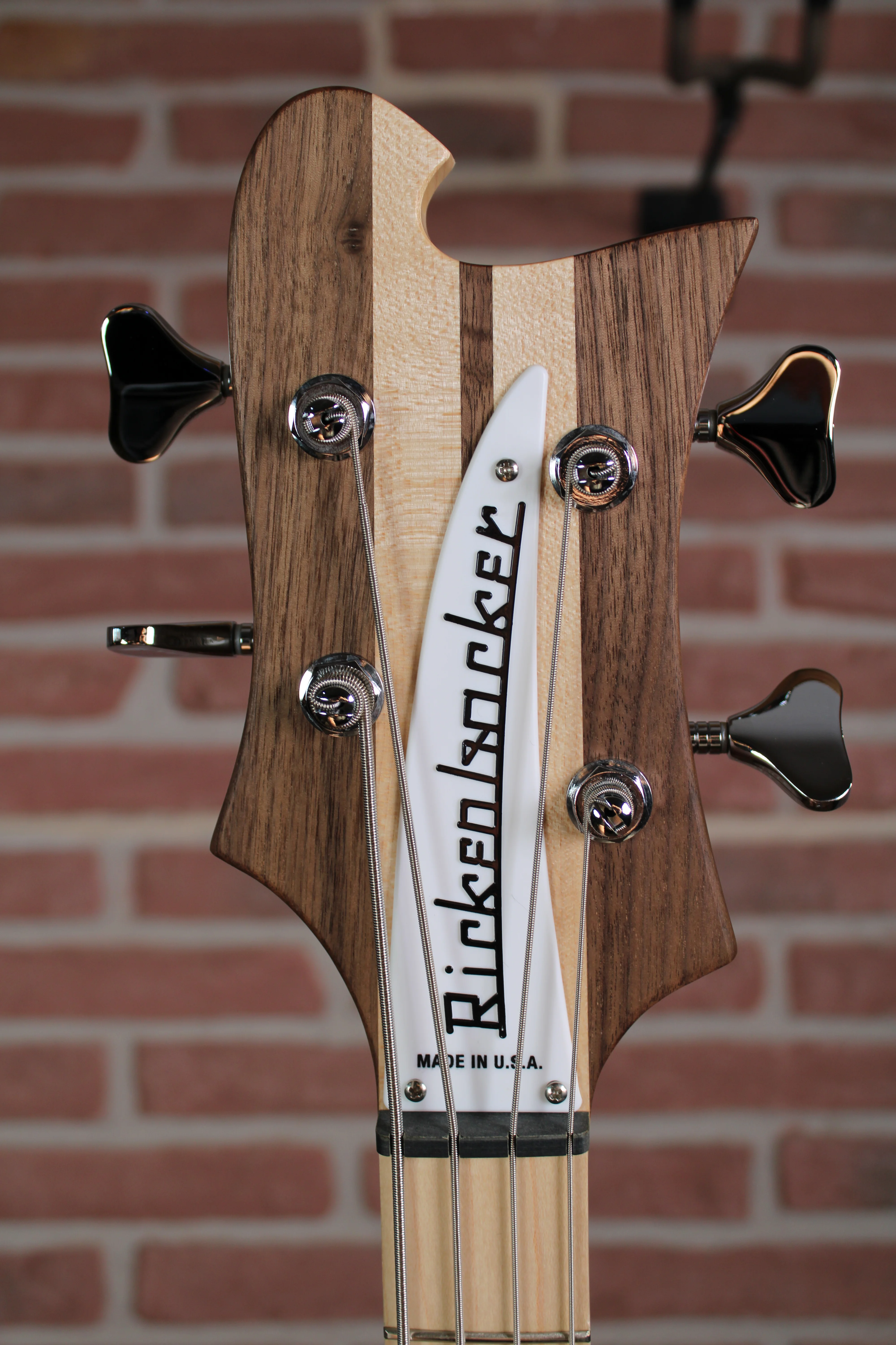 4030S Walnut Bass