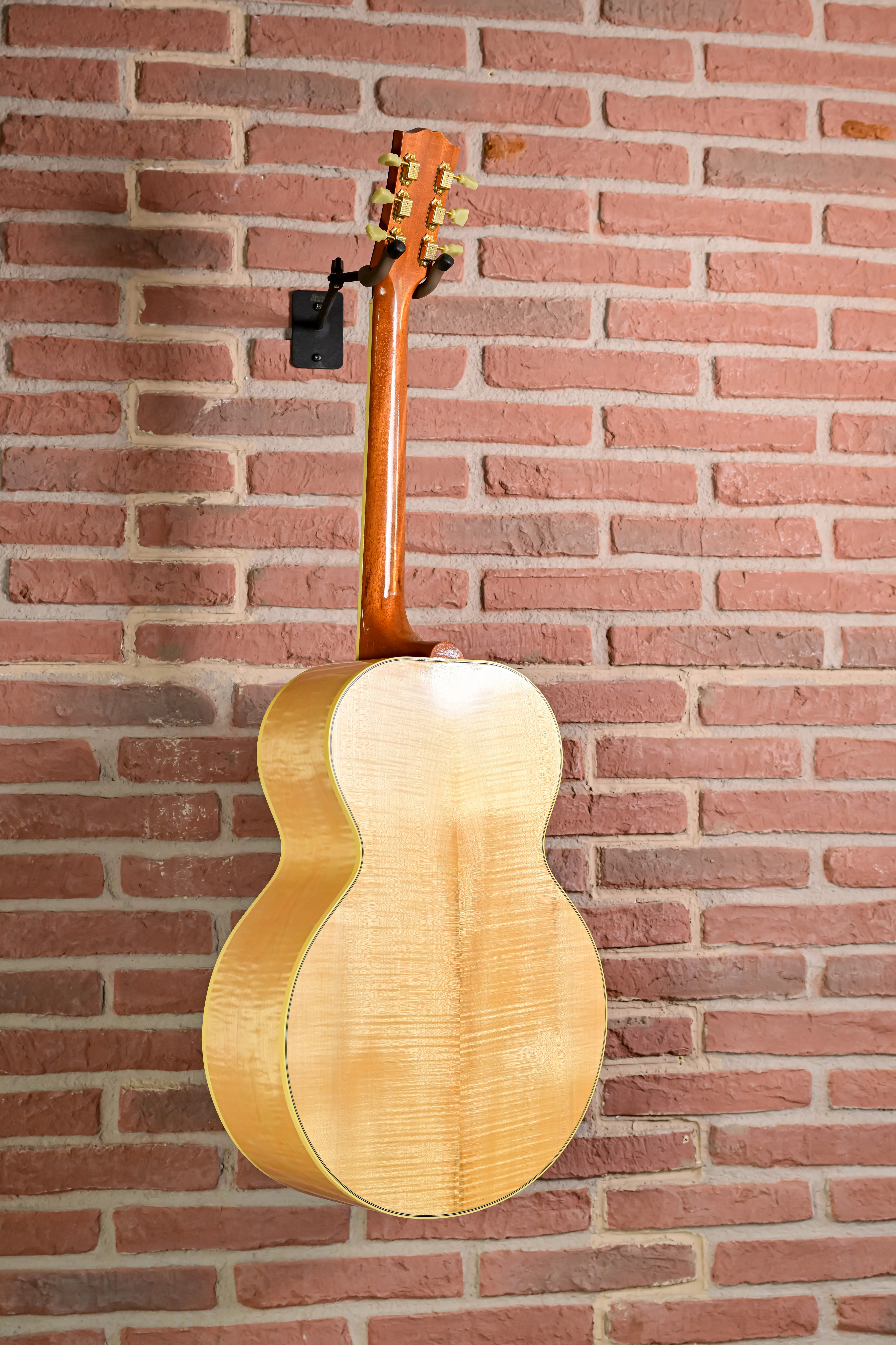 1952 J-185 Antique Natural