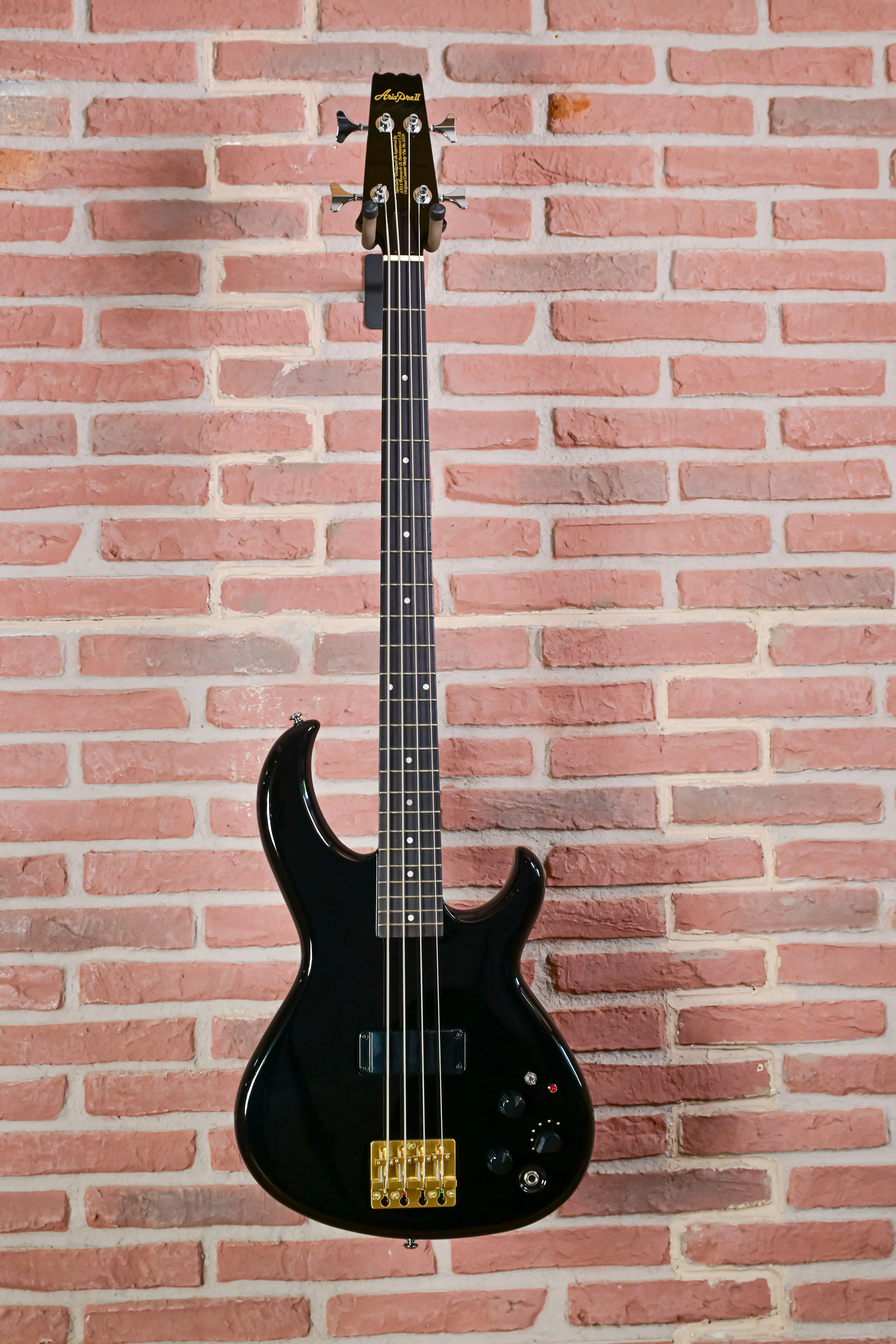 Pro II SB-CLB - Cliff Burton Signature Bass