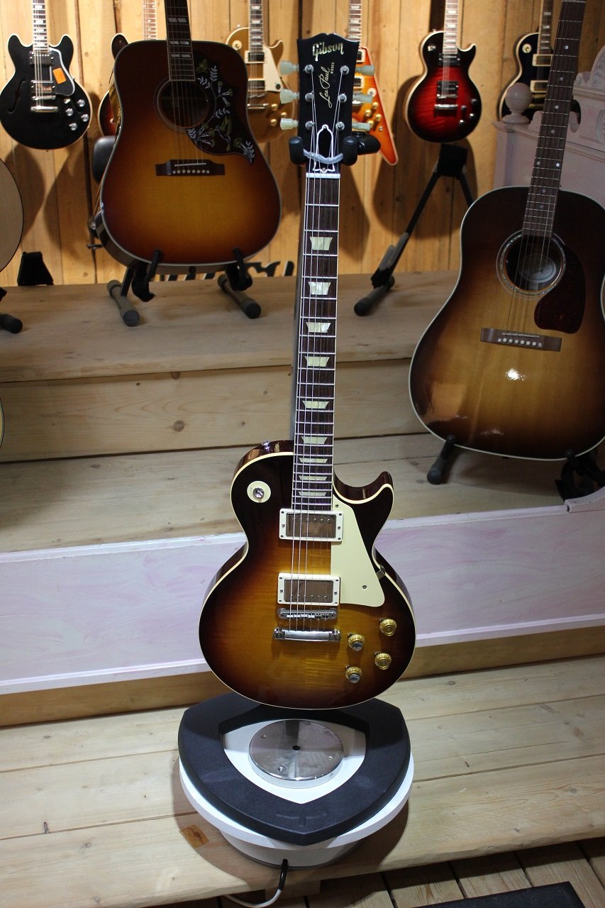 Floating Guitar Stand