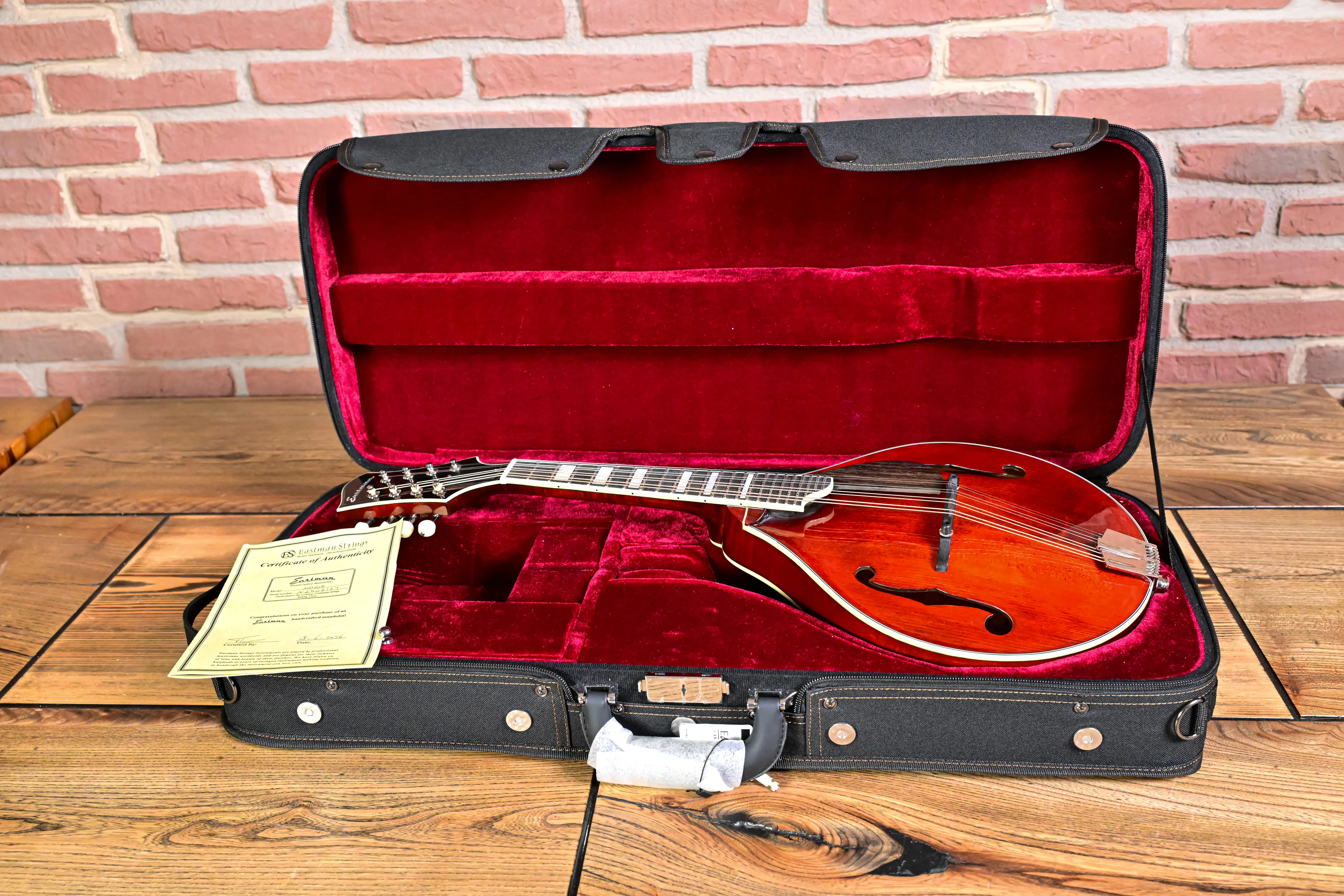 MD605 Classic A-Style Mandoline