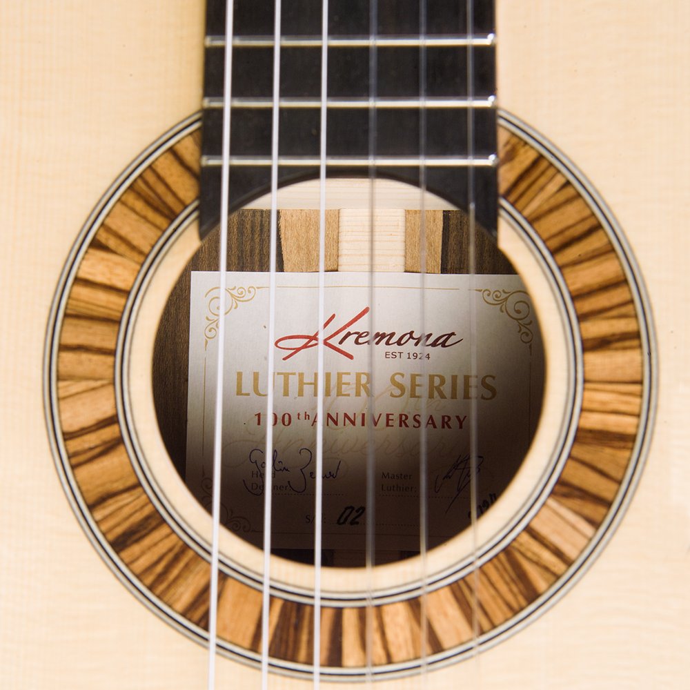 100th Year Anniversary Spruce Konzertgitarre