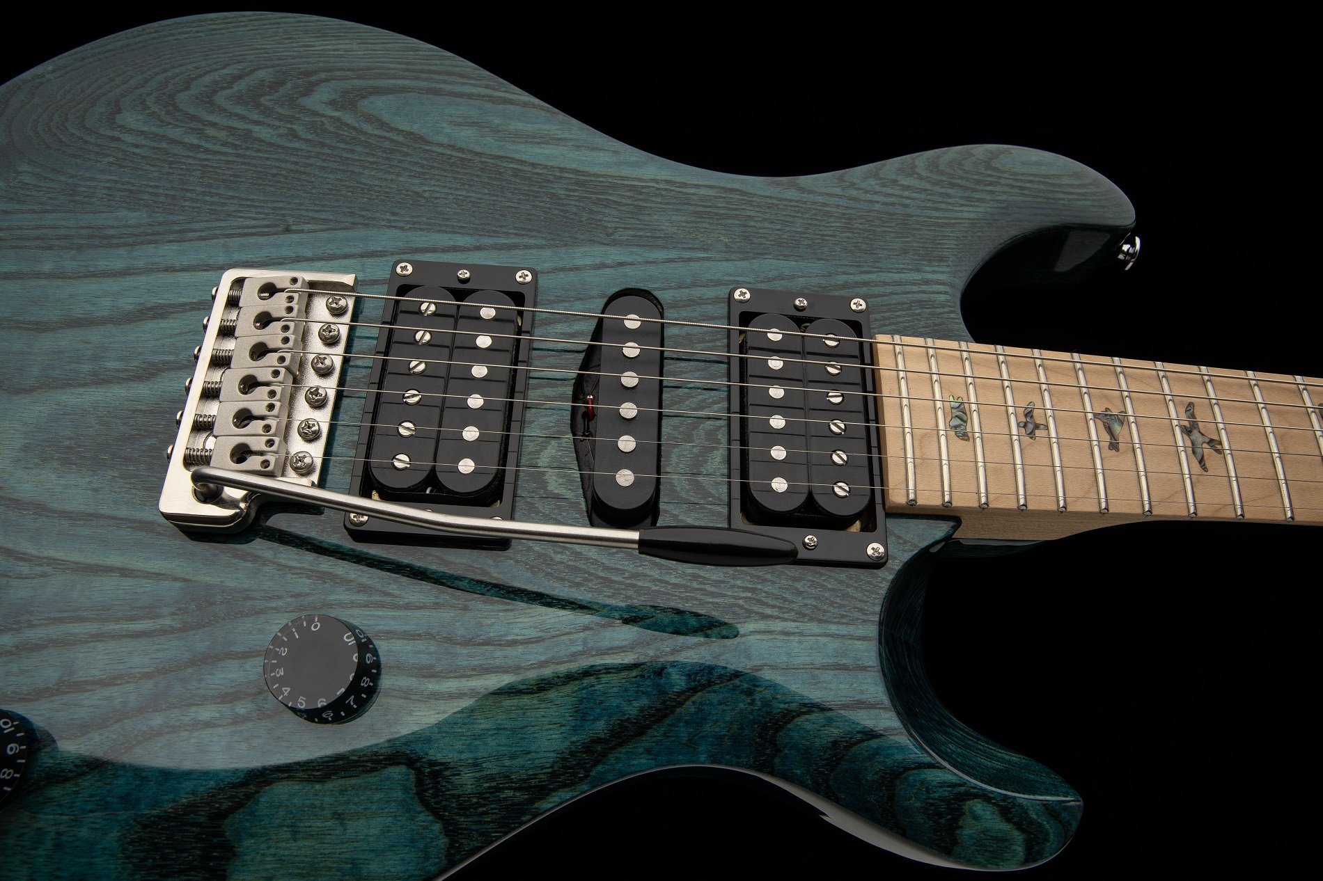 SE Swamp Ash Special Iri Blue