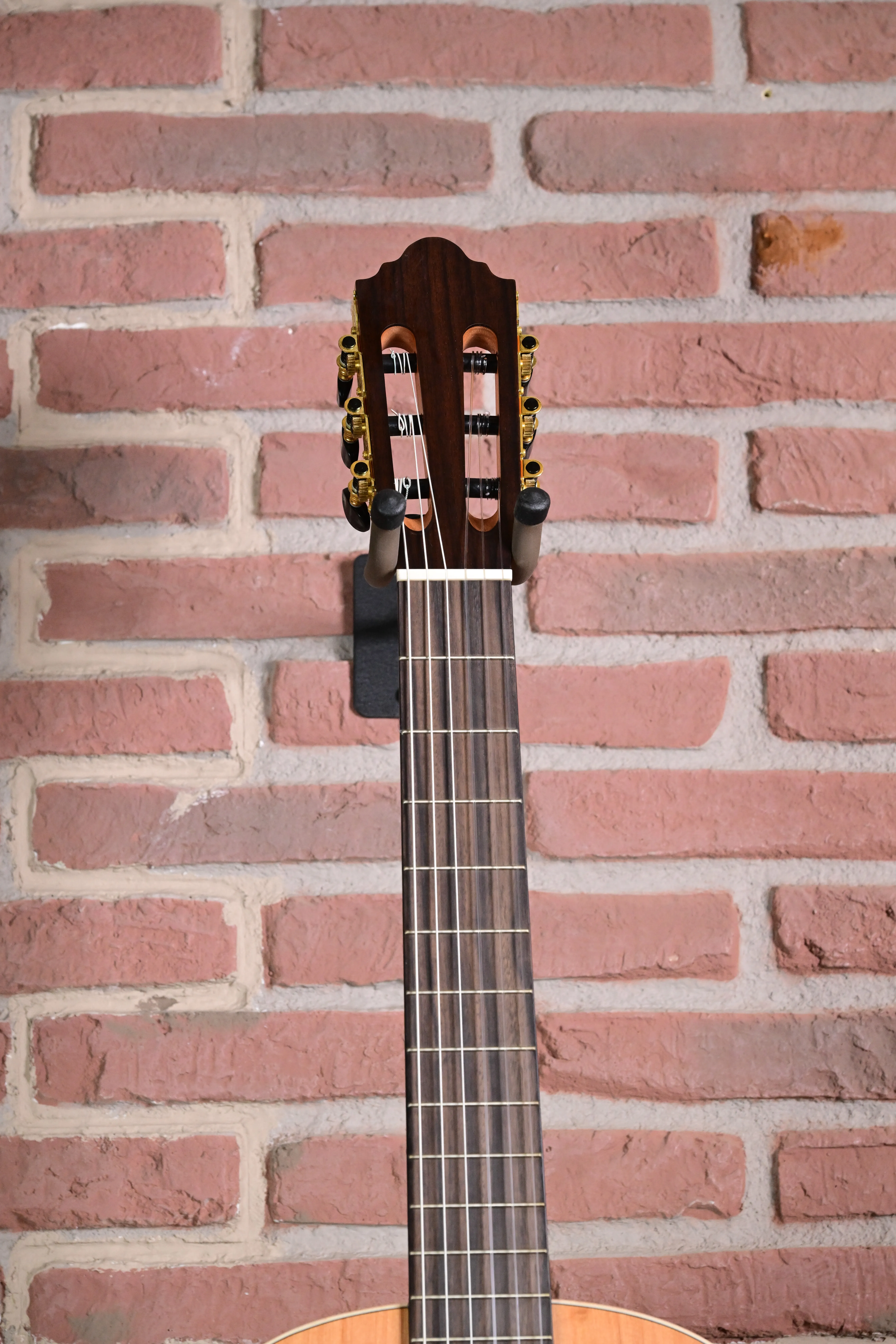 Konzertgitarre 4/4 Zeder Mahagoni