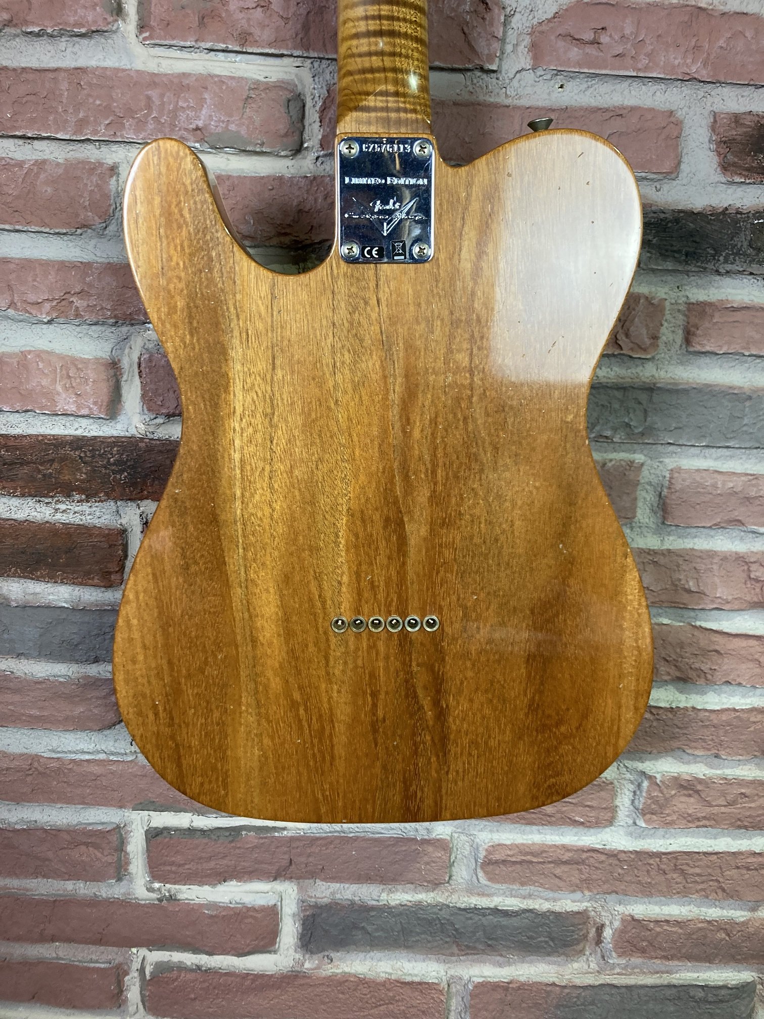 Custom Shop 63 Tele Thinline P90 Black