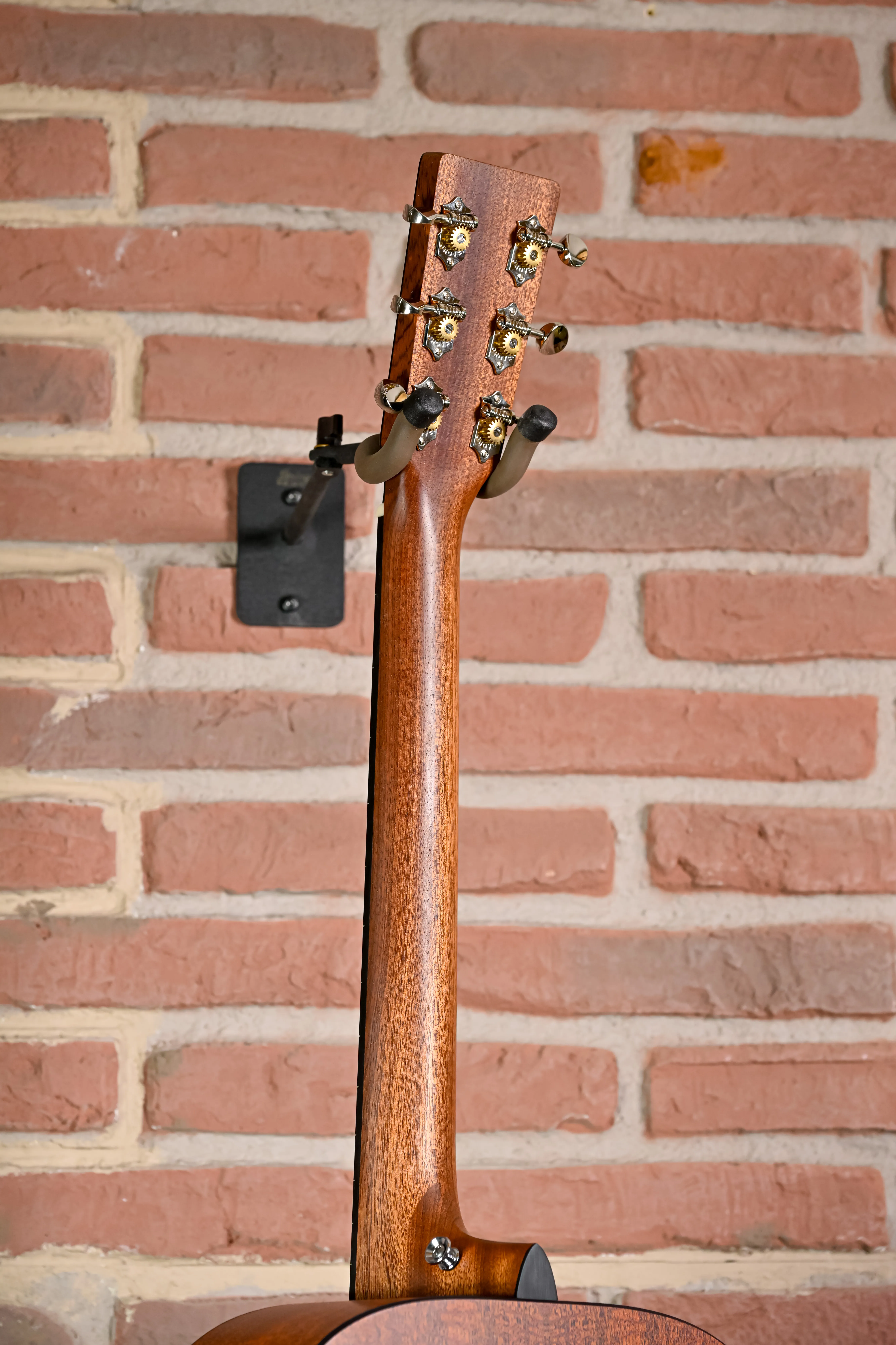 Martin D-X2E Molly Tuttle Signature Acoustic Guitar
