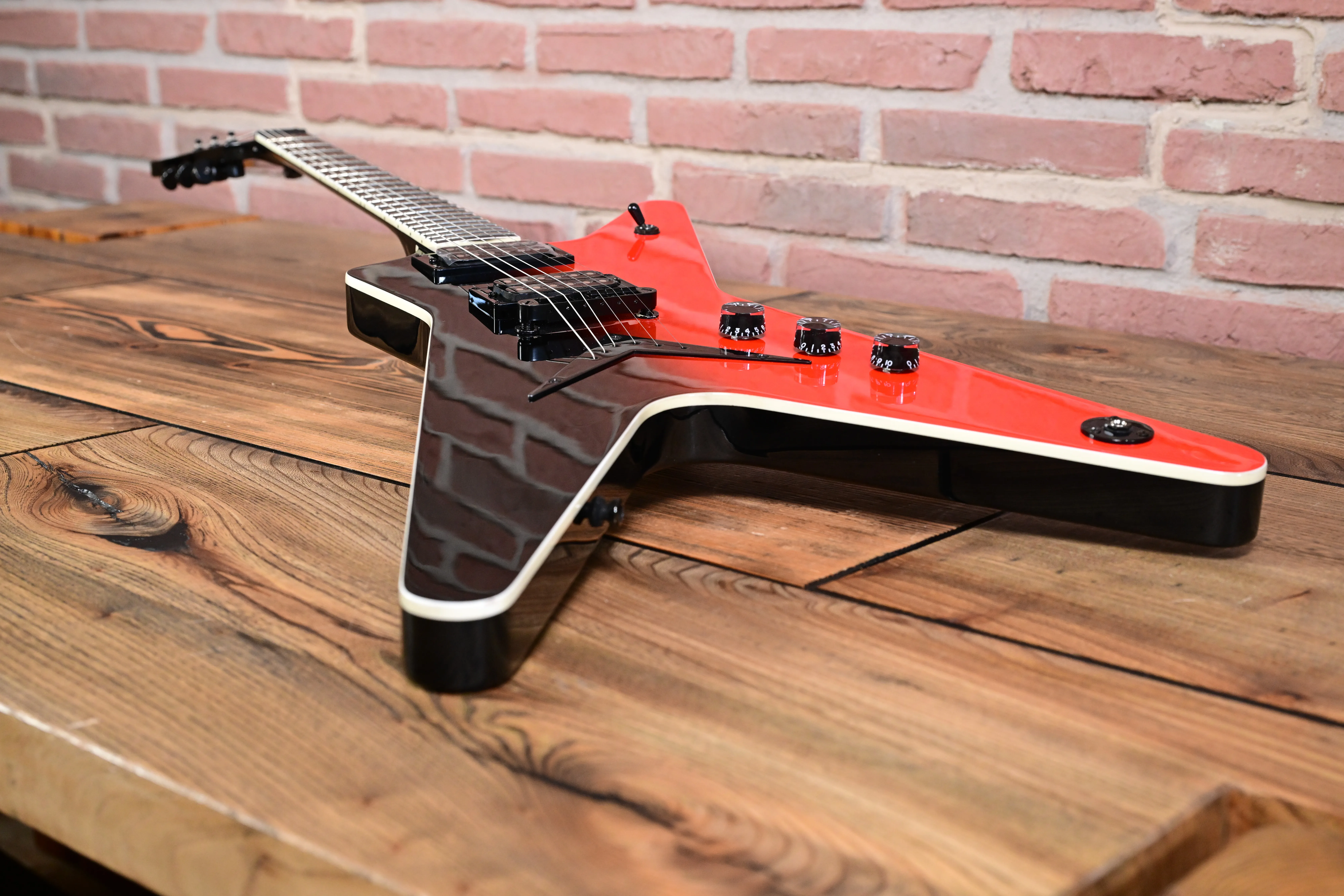 ML 79 Red Black Fade