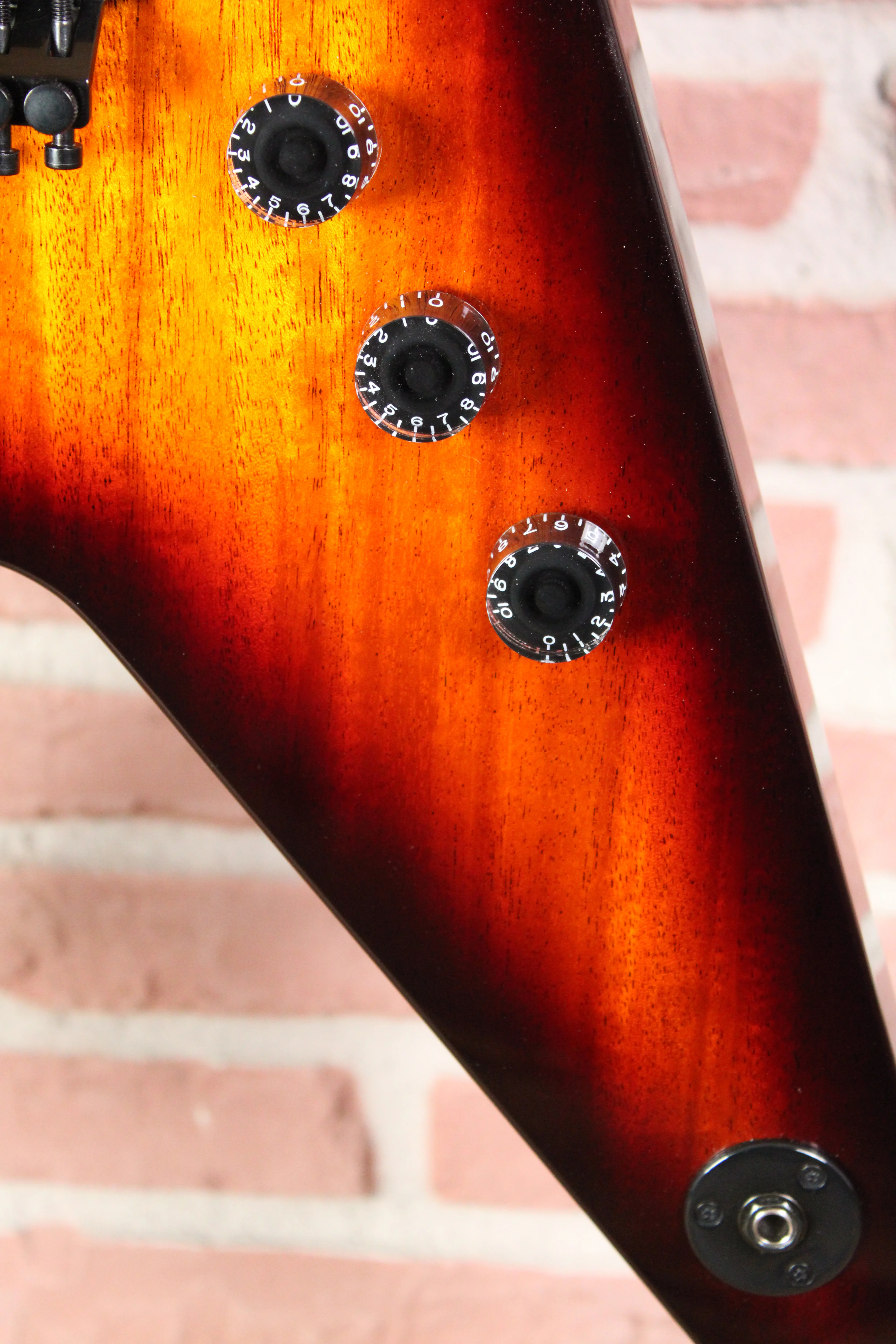 USA Custom Shop ML Floyd Mahogany - Reglerbereich auf dem Korpus