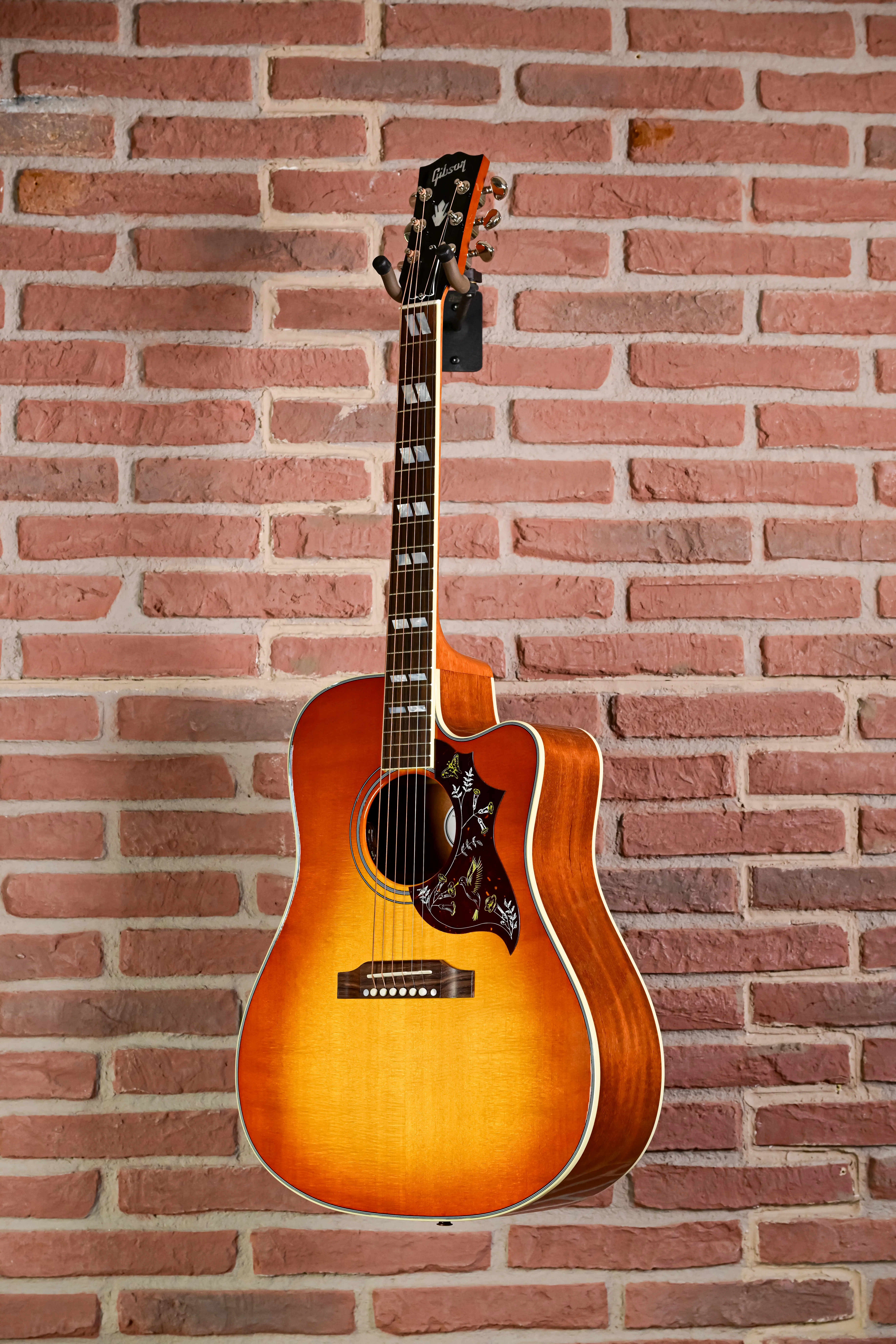 hummingbird gibson Standard EC Heritage Cherry Sunburst Gesamtansicht
