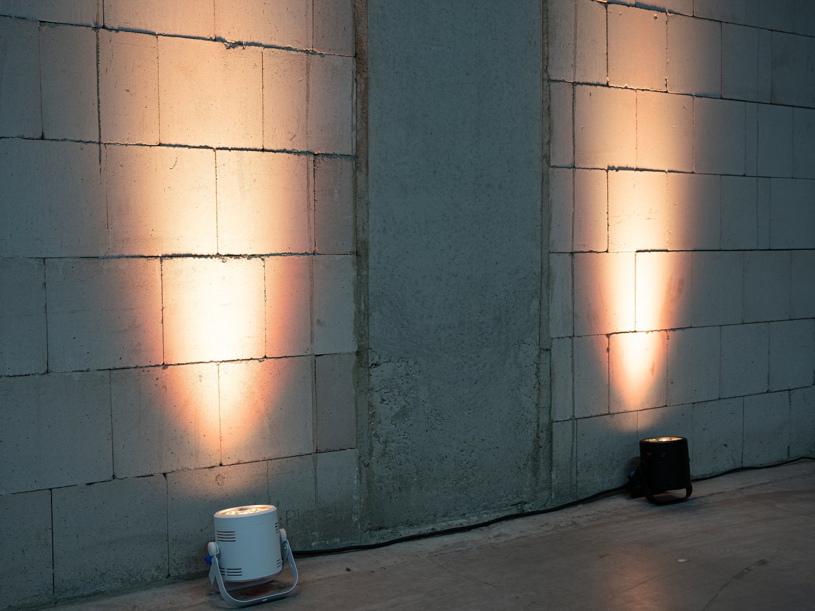LED Silent Par 6 QCL Floor sw