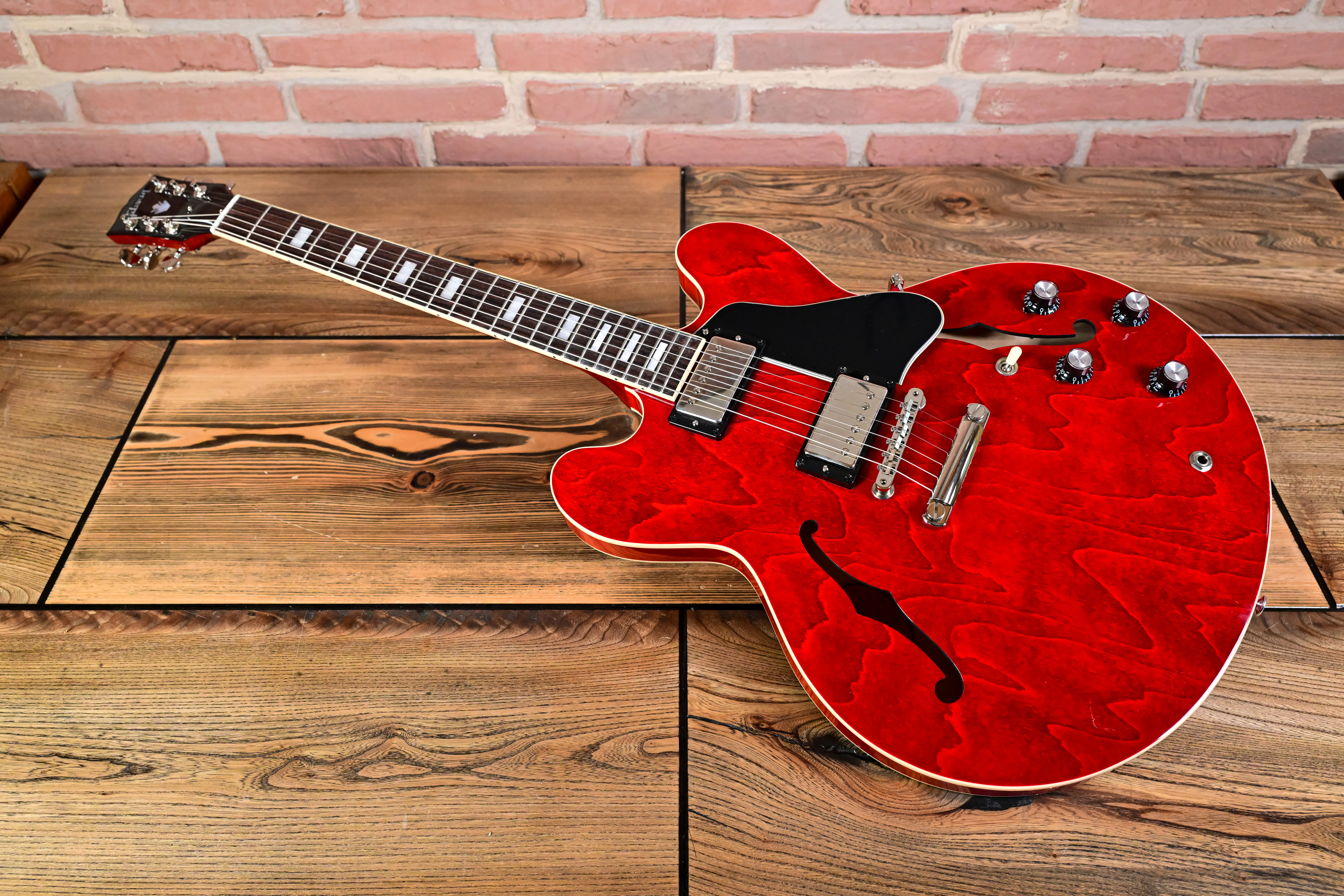 ES-335 60s Sixties Cherry Semi-Hollowbody Gitarre