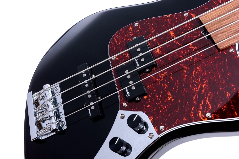 MetroExpress 21-Fret Hybrid P/J Bass, Morado Fingerboard, Fretless, 4-String - Solid Black High Poli