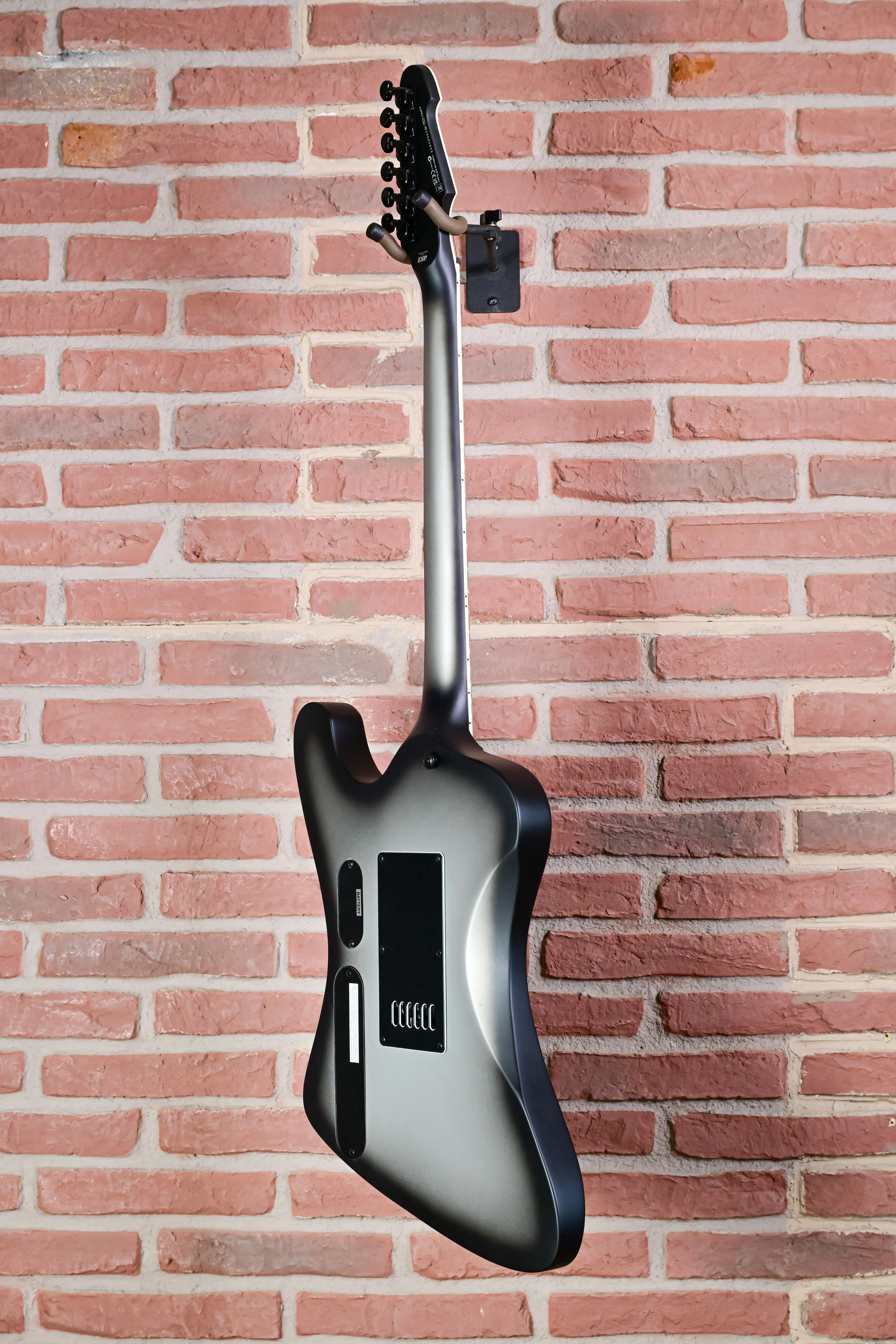 Phoenix-1000 Evertune Silver Sunburst Satin E-Gitarre