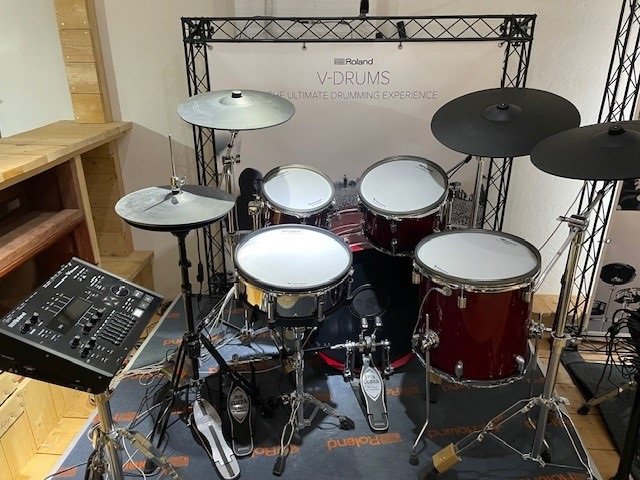 Acoustic Design V-Drums VAD 706 - Cherry Finish Aussteller
