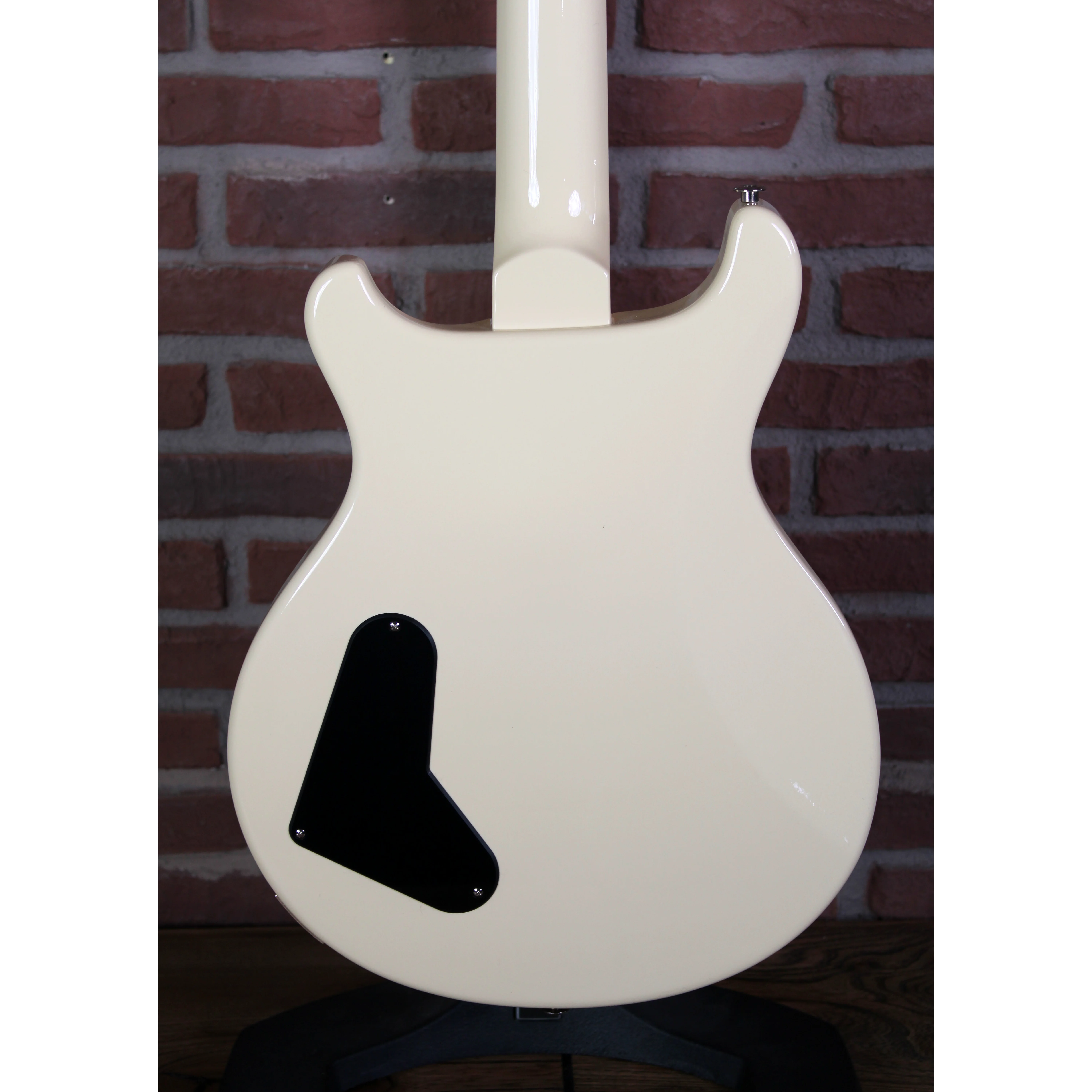 S2 Mira 594 Antique White