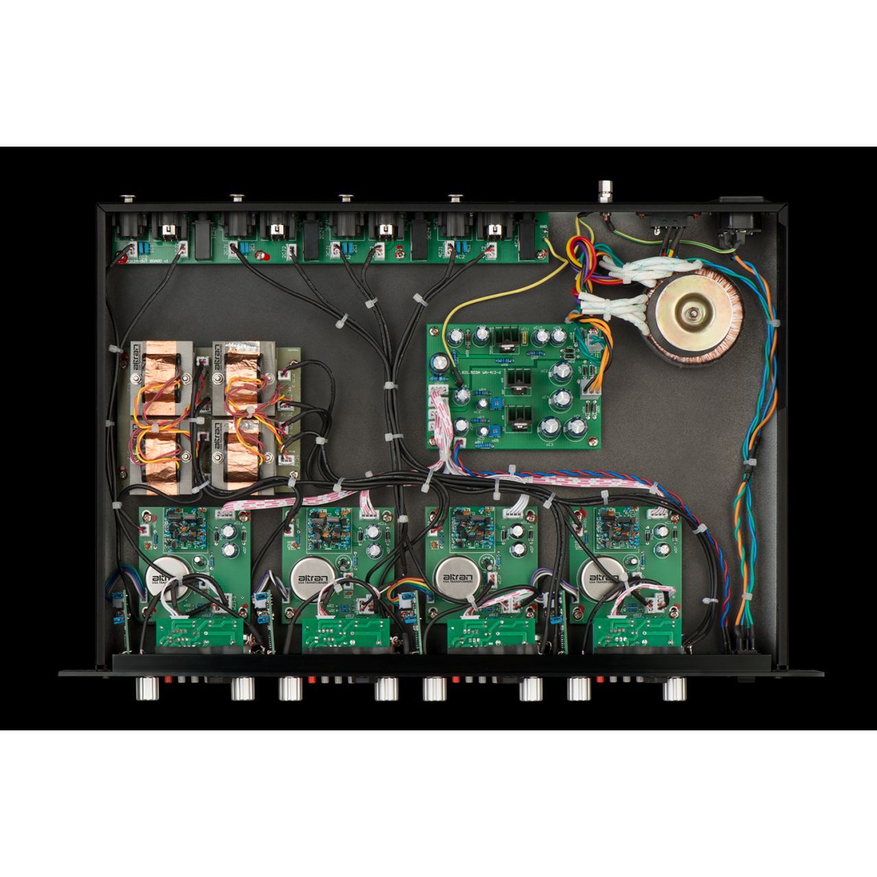 WA-412 - 4-Kanal Mikrofon- und Instrumentenvorverstärker