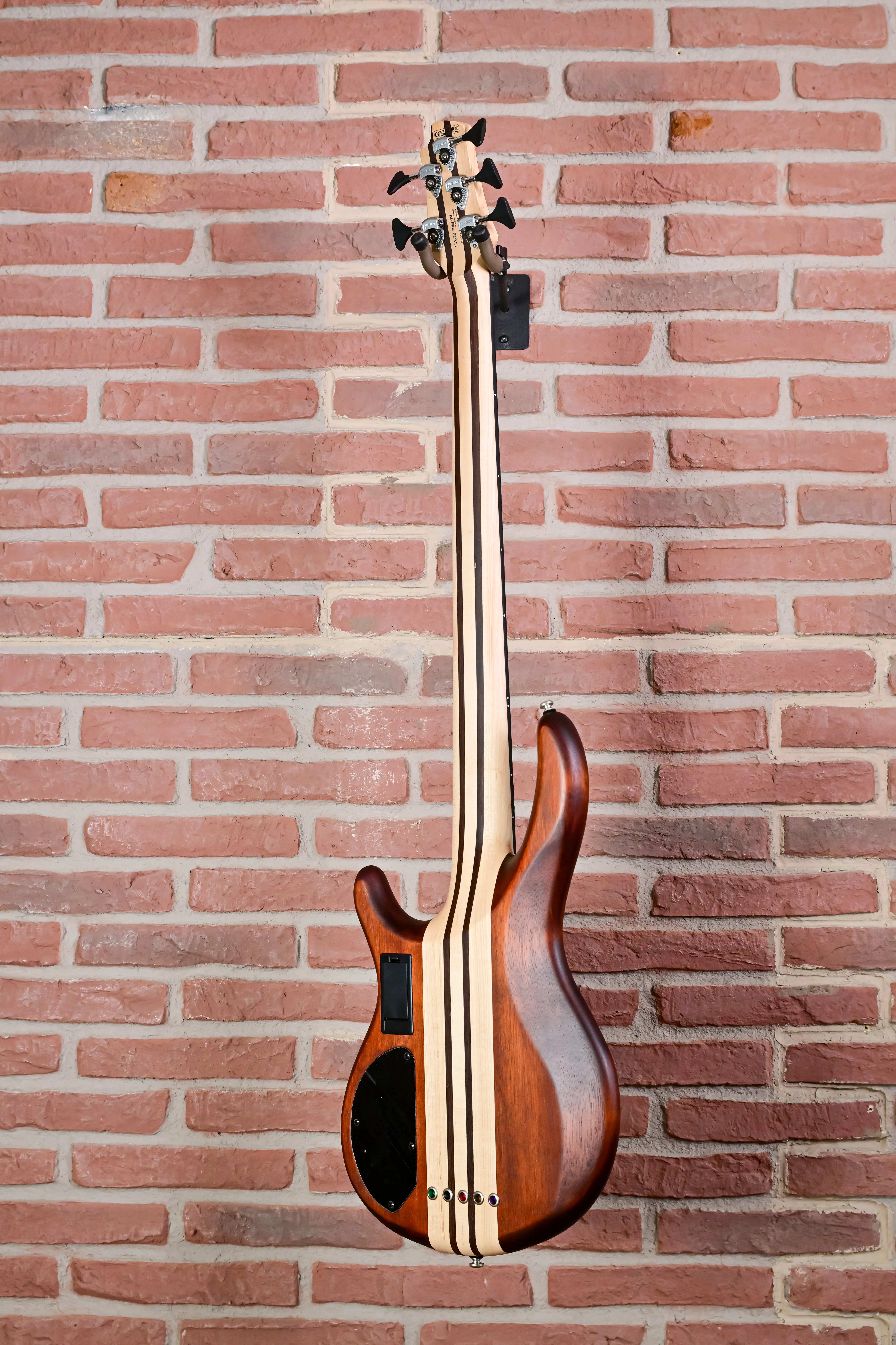A5 Plus FMMH Bass Open Pore Natural