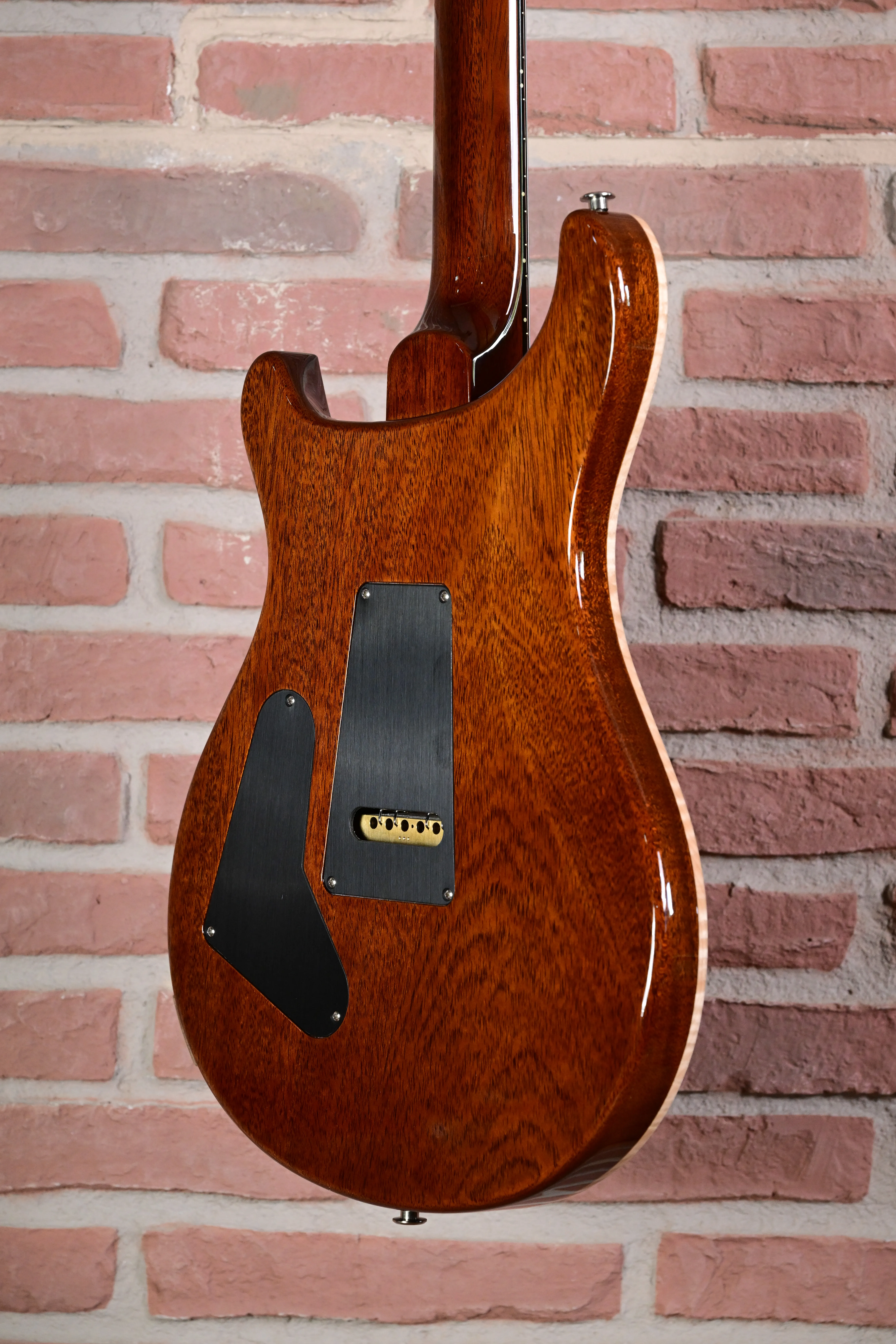 Custom 24 Birds of a Feather Limited Honey Gold