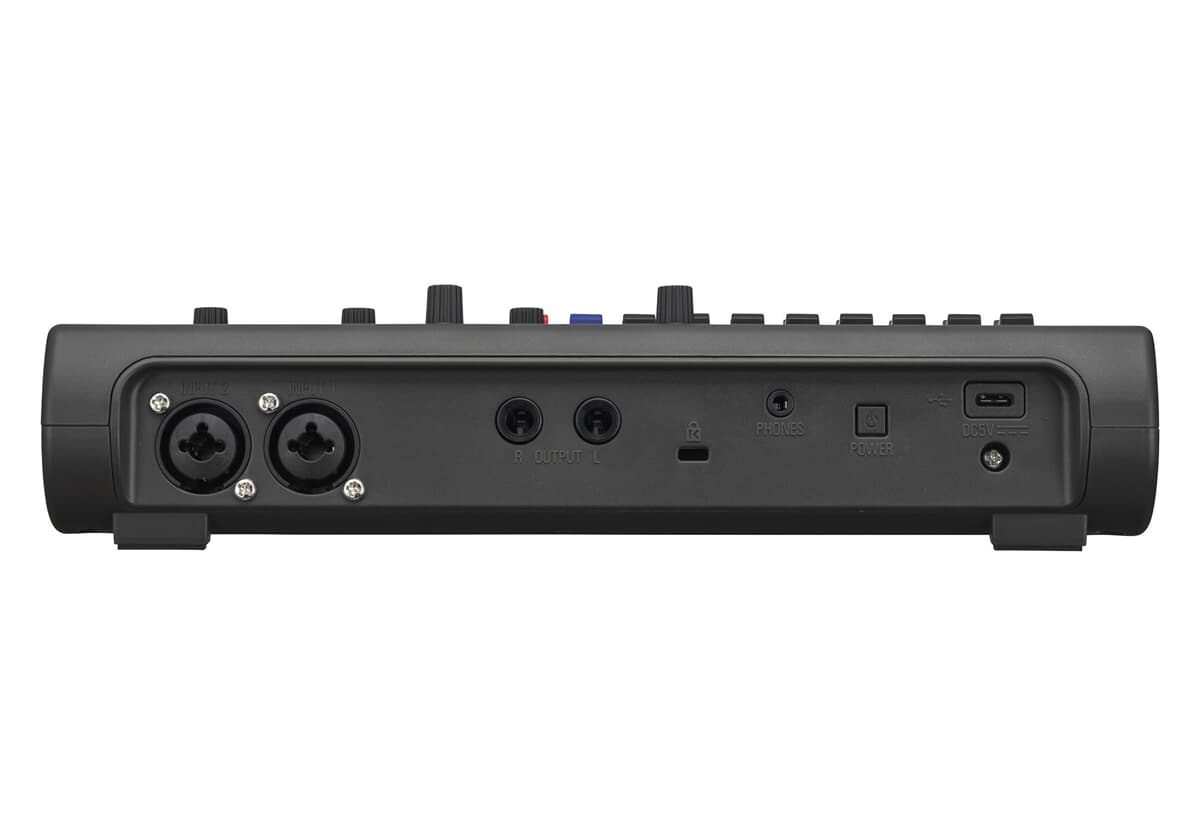 R12 Multi Track Recorder