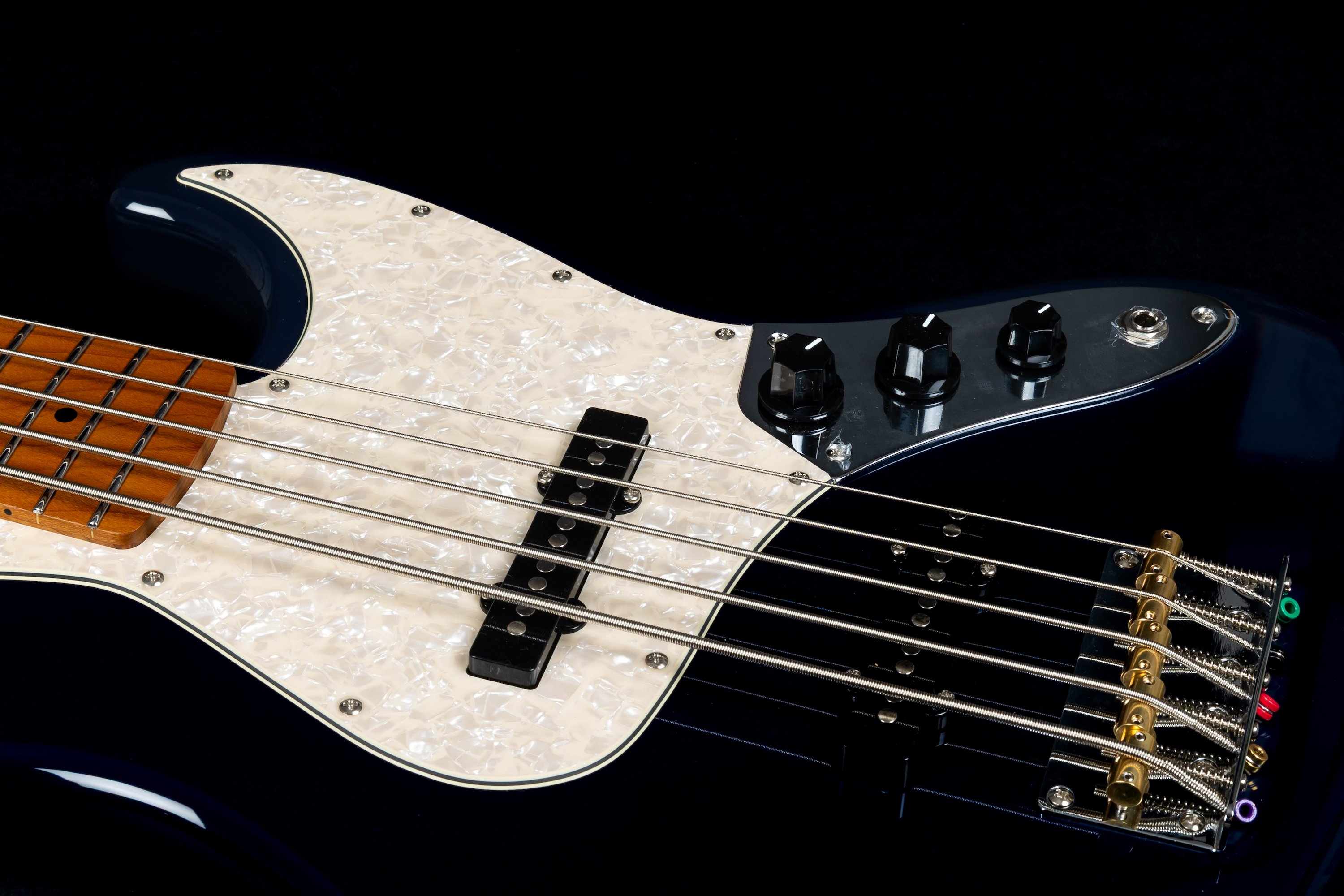 JB-305 DBL 5 Saiter Bass