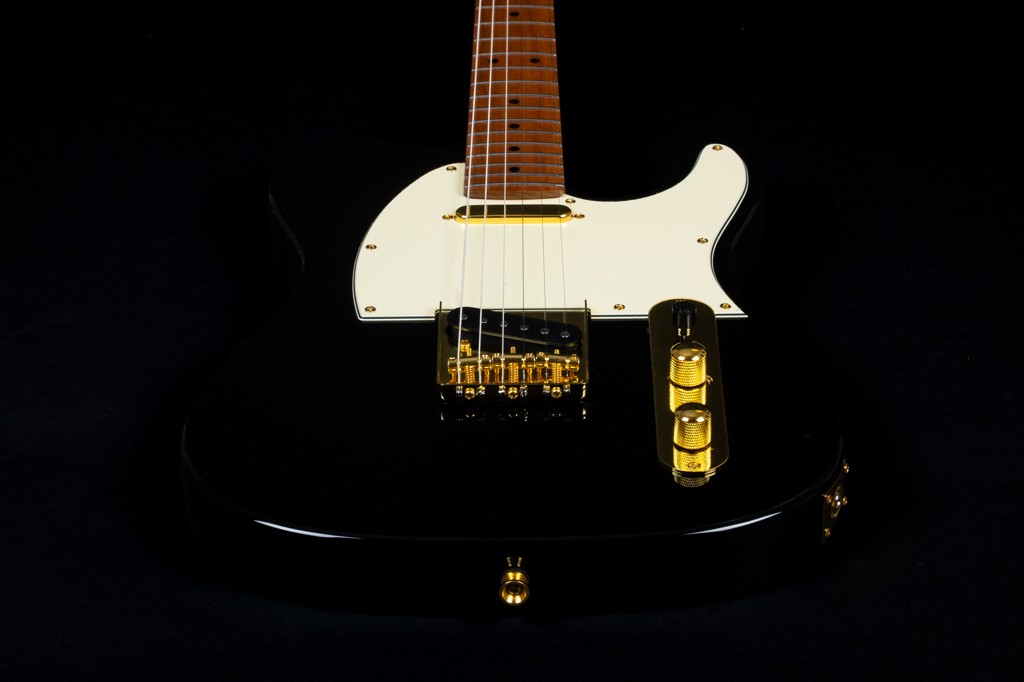 JT-300 BK G Black Gold E-Gitarre