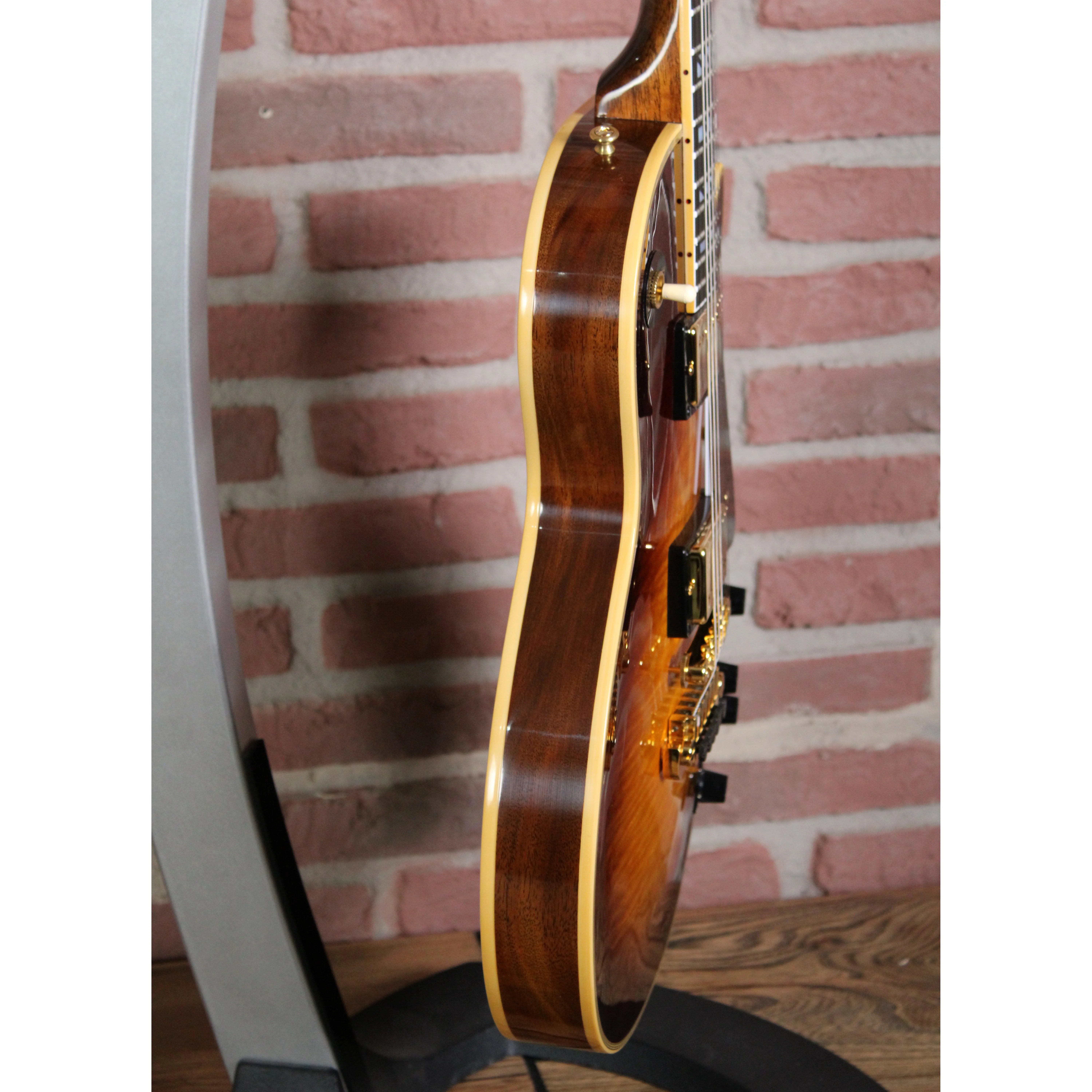 68 Les Paul Custom Tobacco Burst VOS AAA Top