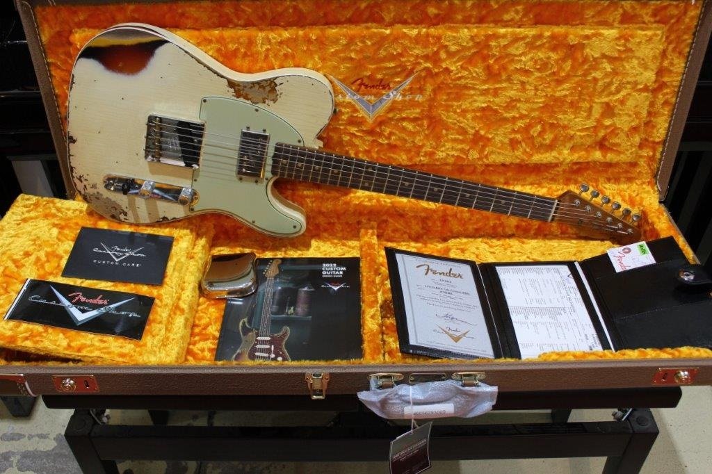 Limited Edition Cunife Telecaster Custo-Heavy Relic, Aged Vintage White Over 3-Color Sunburst