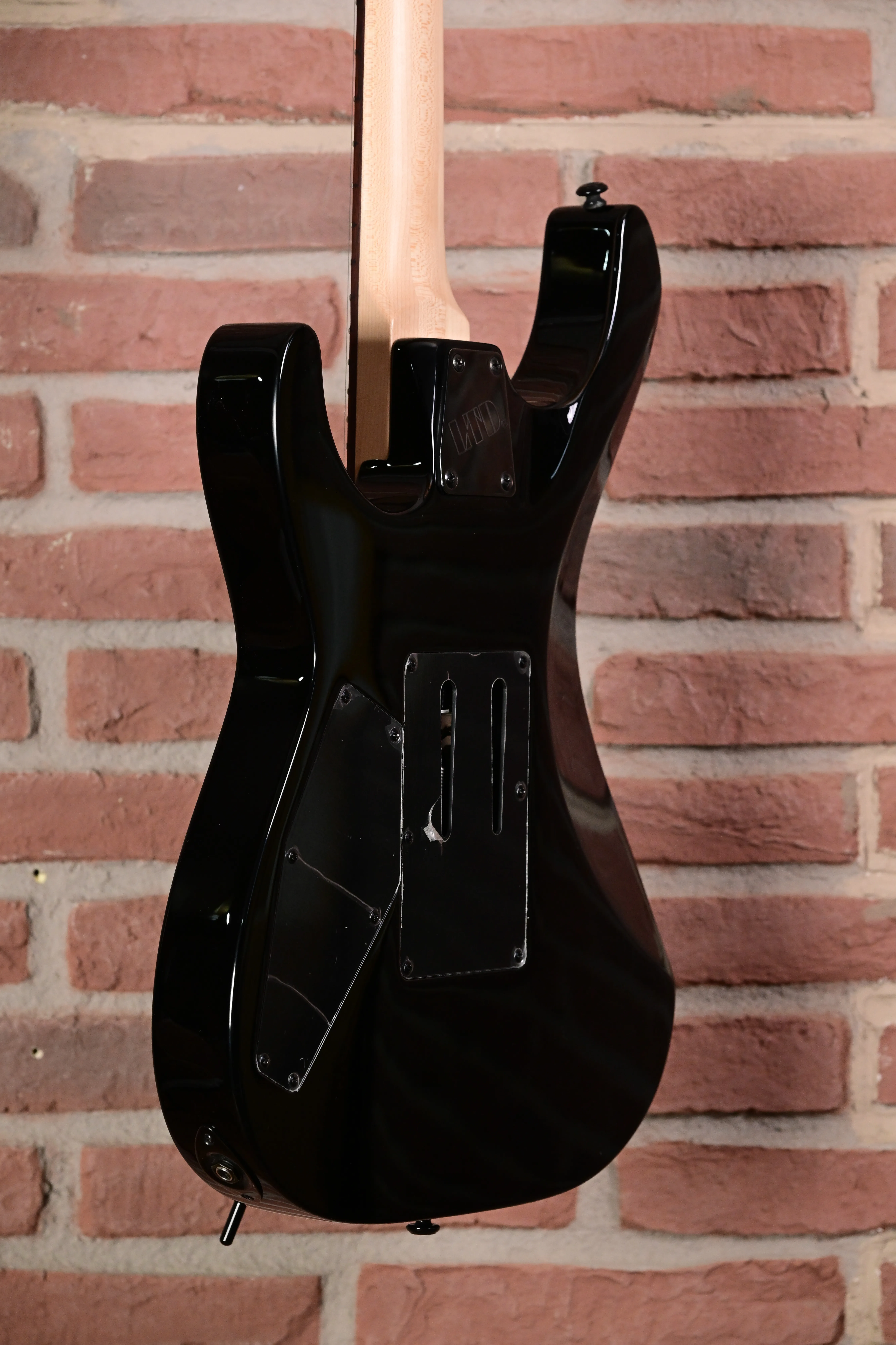 M-200FR Black Limited Edition  