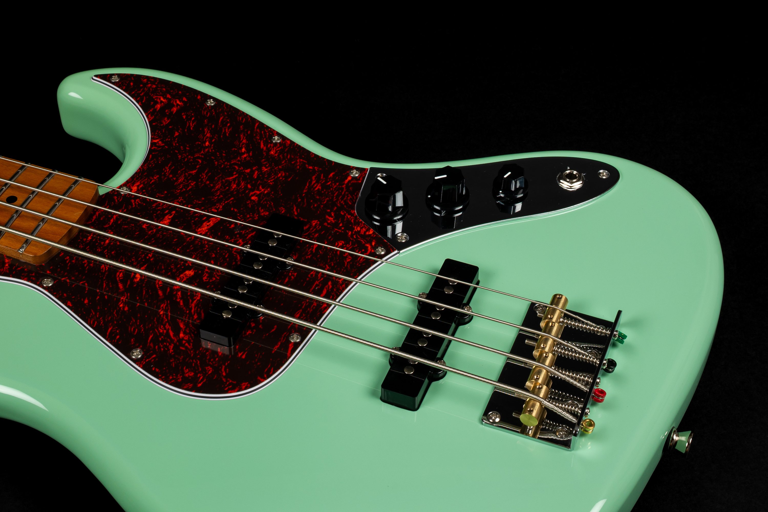 JJB-300  SFG Bass Sea Foam Green
