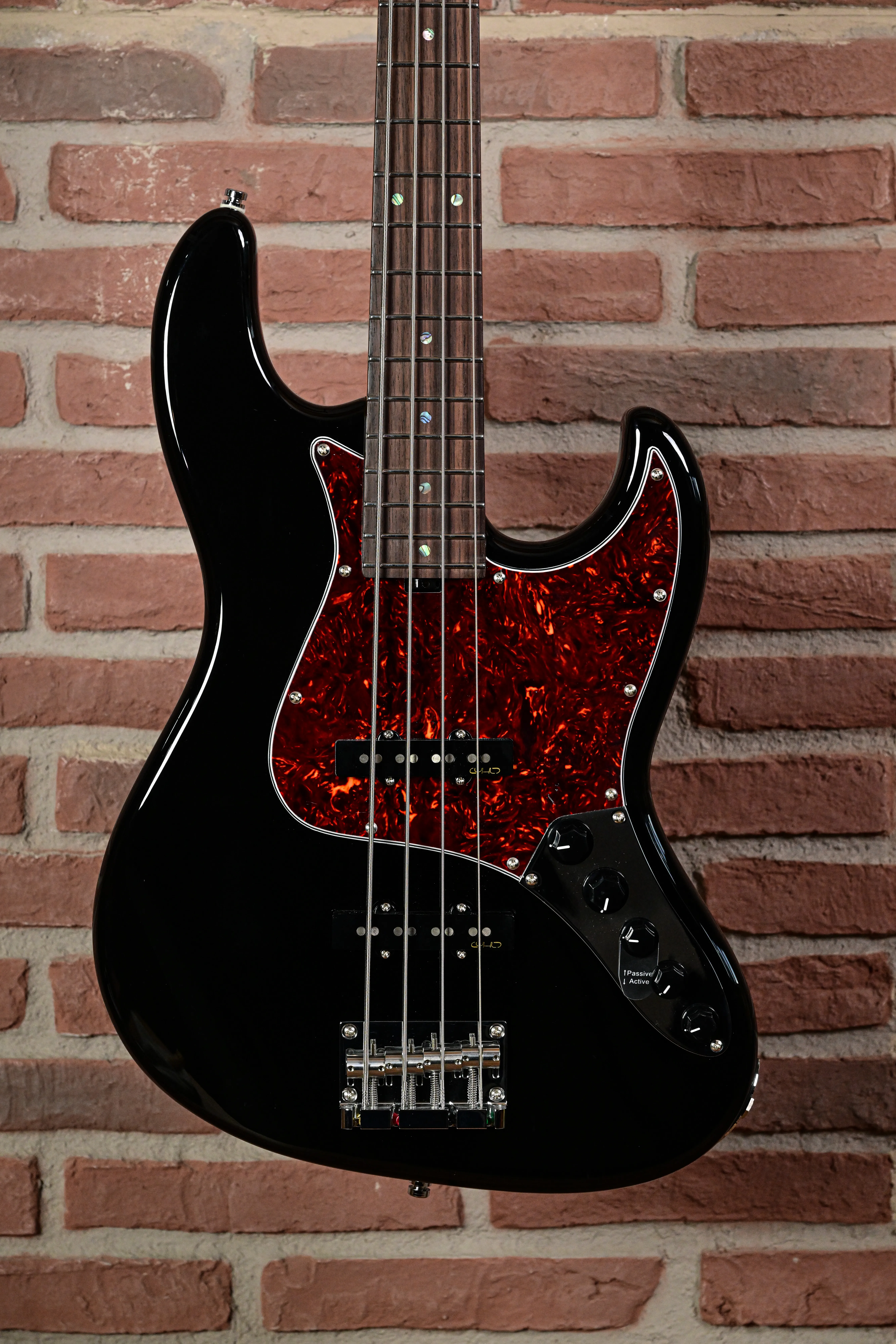 KJB-Custom Rosewood Act Bass  Black