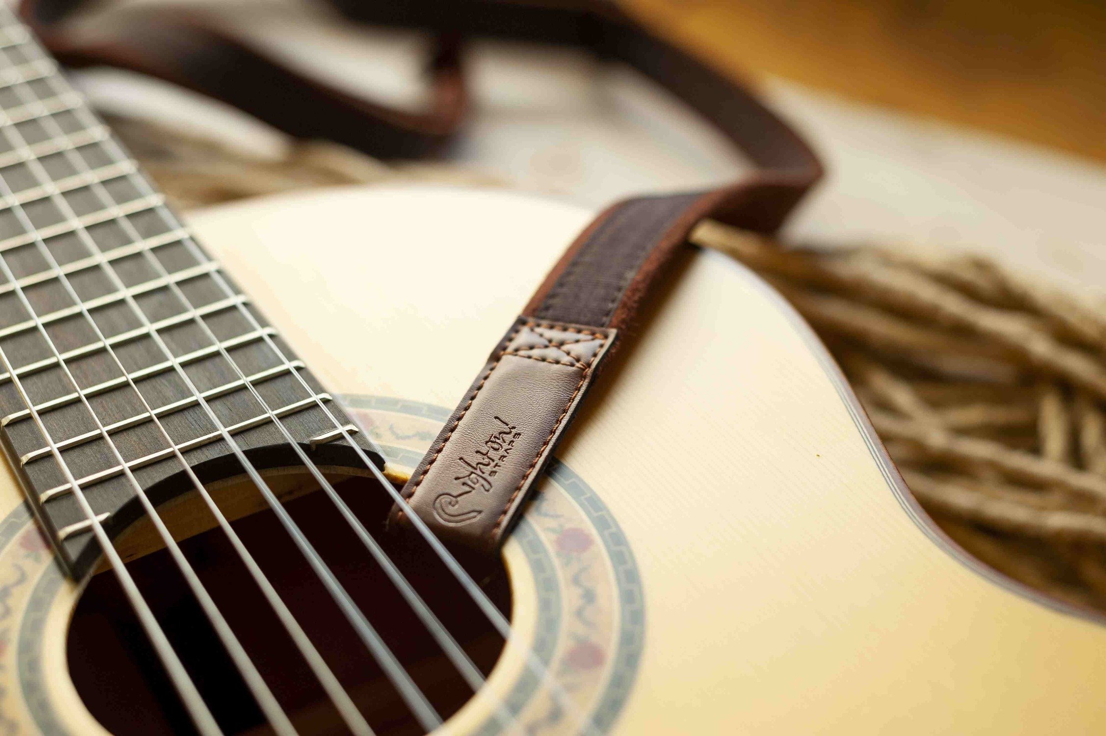 Dual Hook Brown Klassische Gitarrengurt