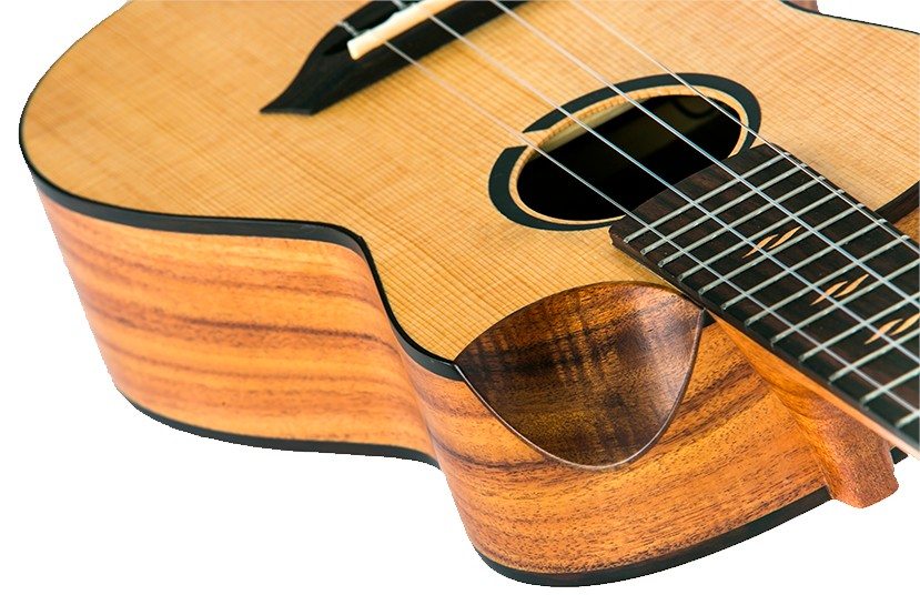 Victoria EQ-A Concert Ukulele
