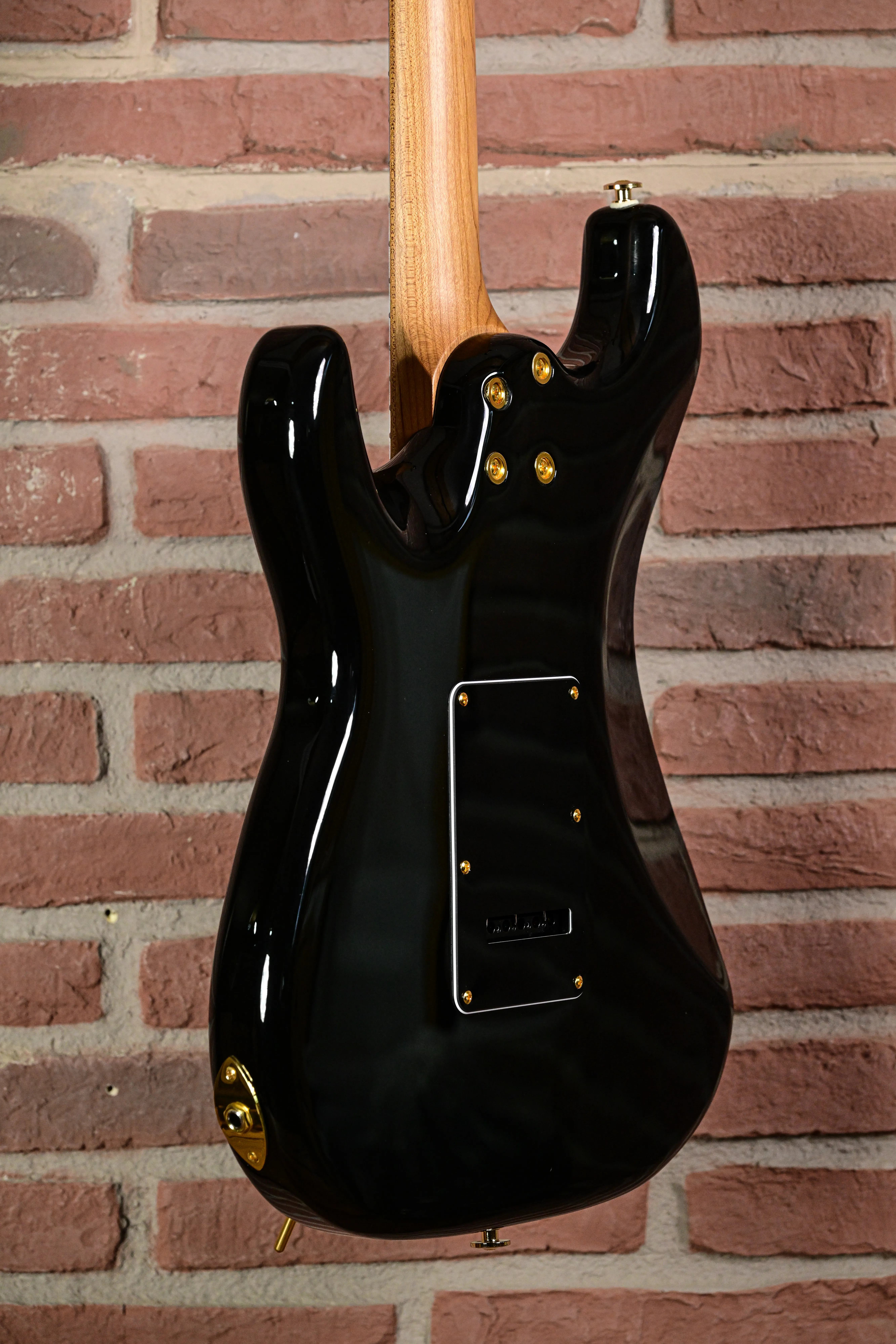 KS-Deluxe Gold Maple SSH Black E-Gitarre