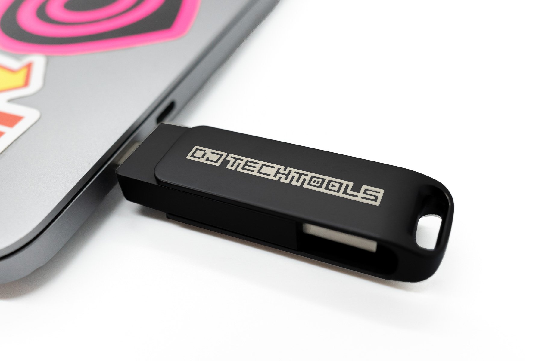 Chroma Drive USB – 128GB – Black