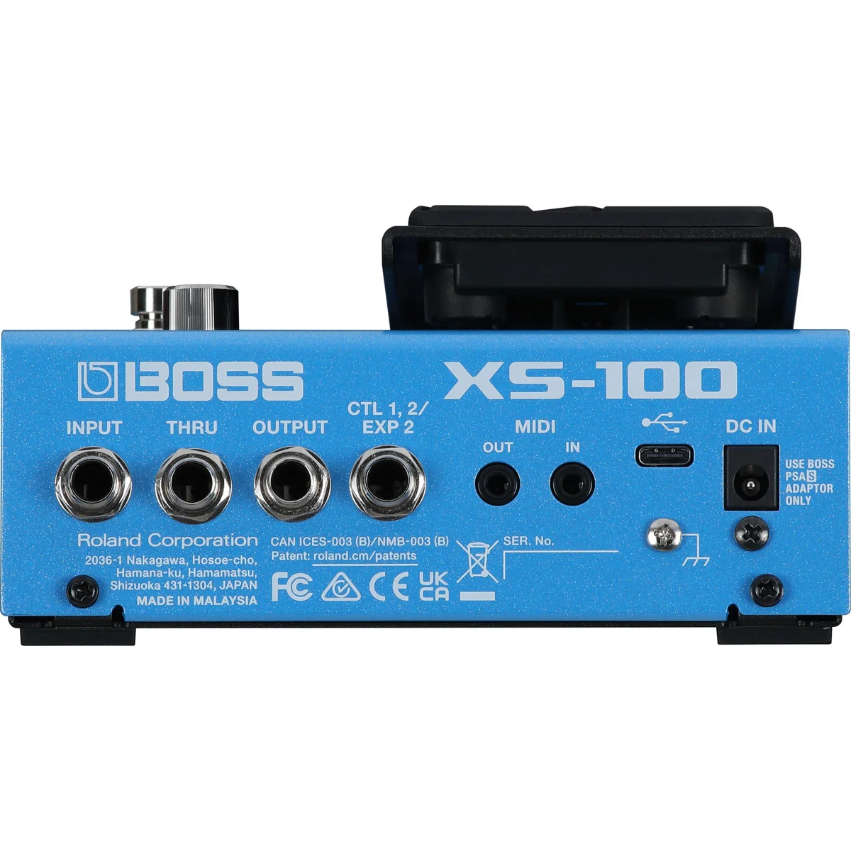 Rückseite des Boss XS-100 mit Dry-Through-Ausgang und CTL-Anschlüssen