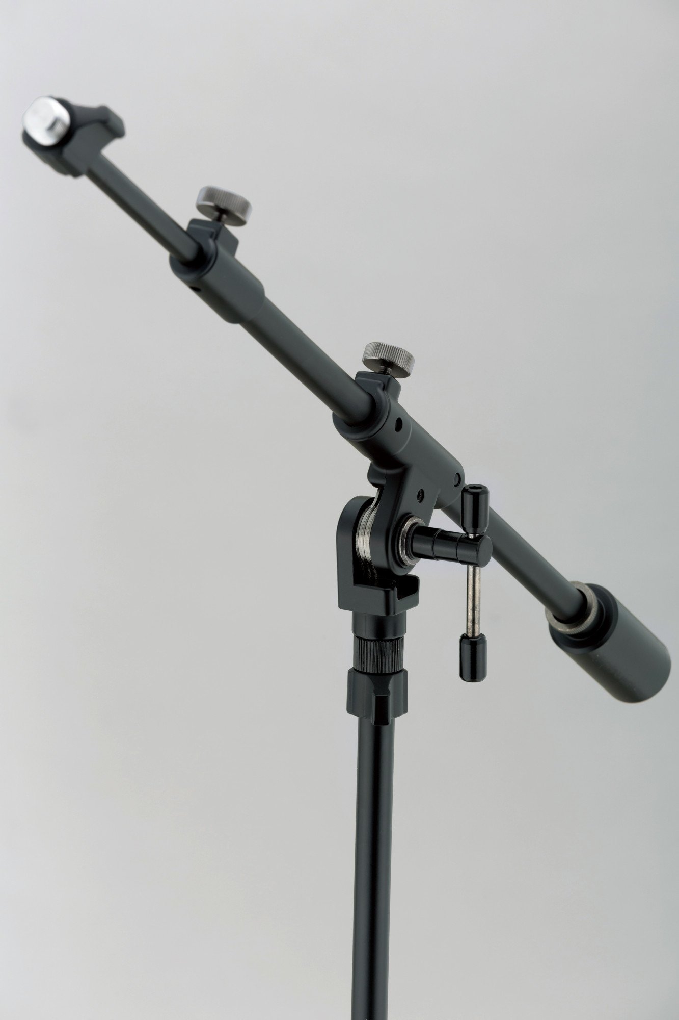 MS734ELBK - Extra niedriger Teleskoparmständer