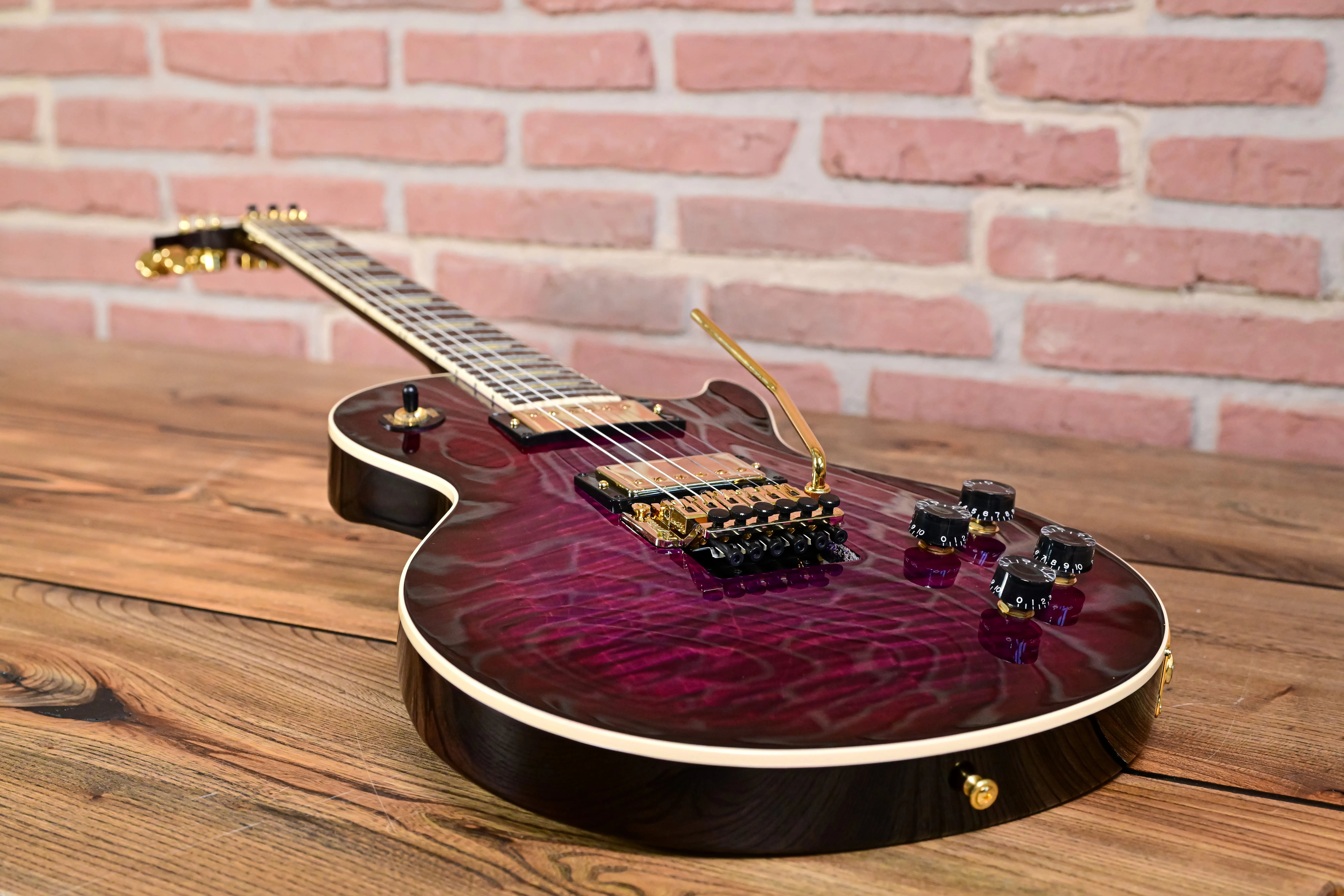 Les Paul Axcess Standard Tri Berry Burst Floyd Rose Gold Hardware Custom Shop