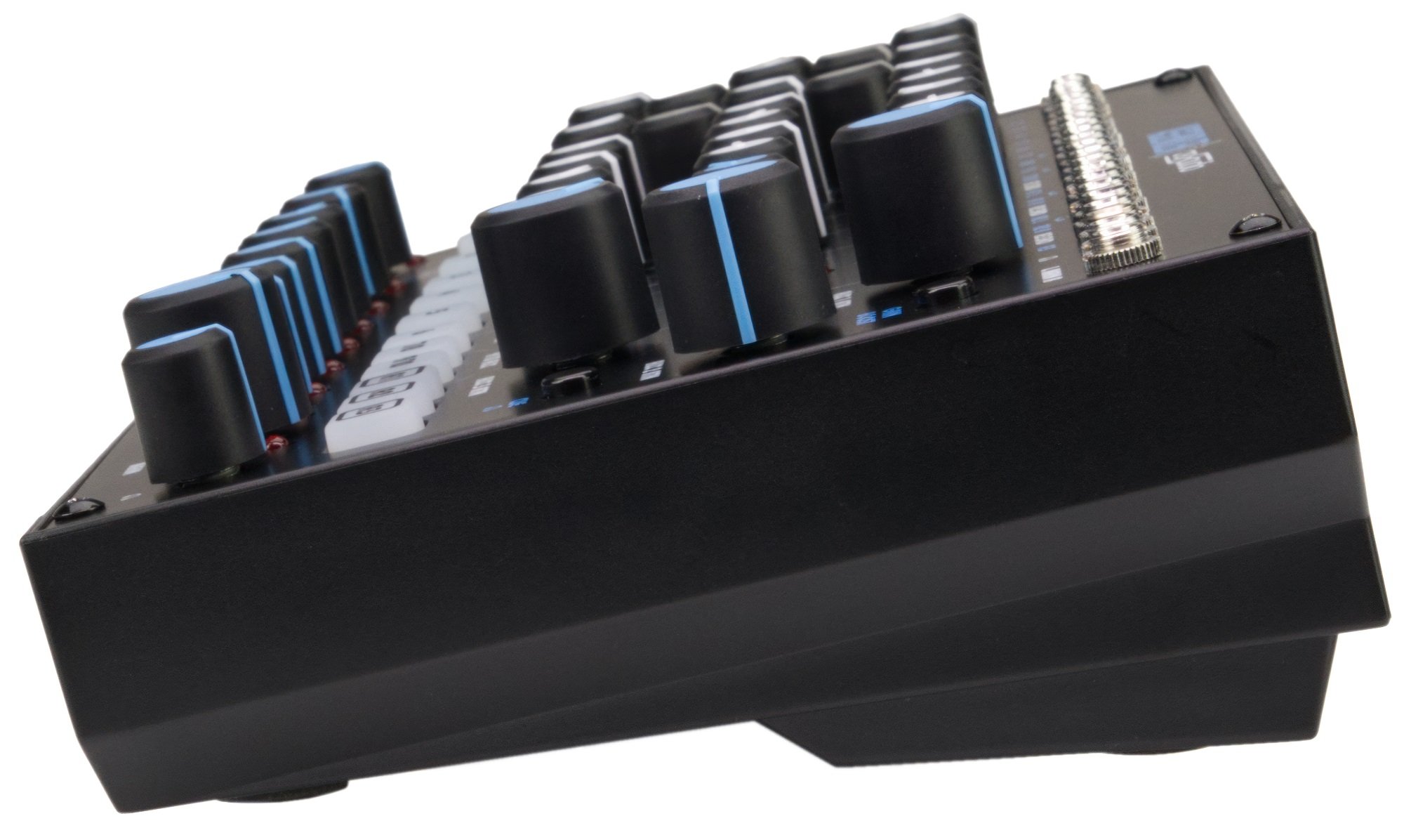 Assembler - Analog Mixer mit Vintage Vibes 
