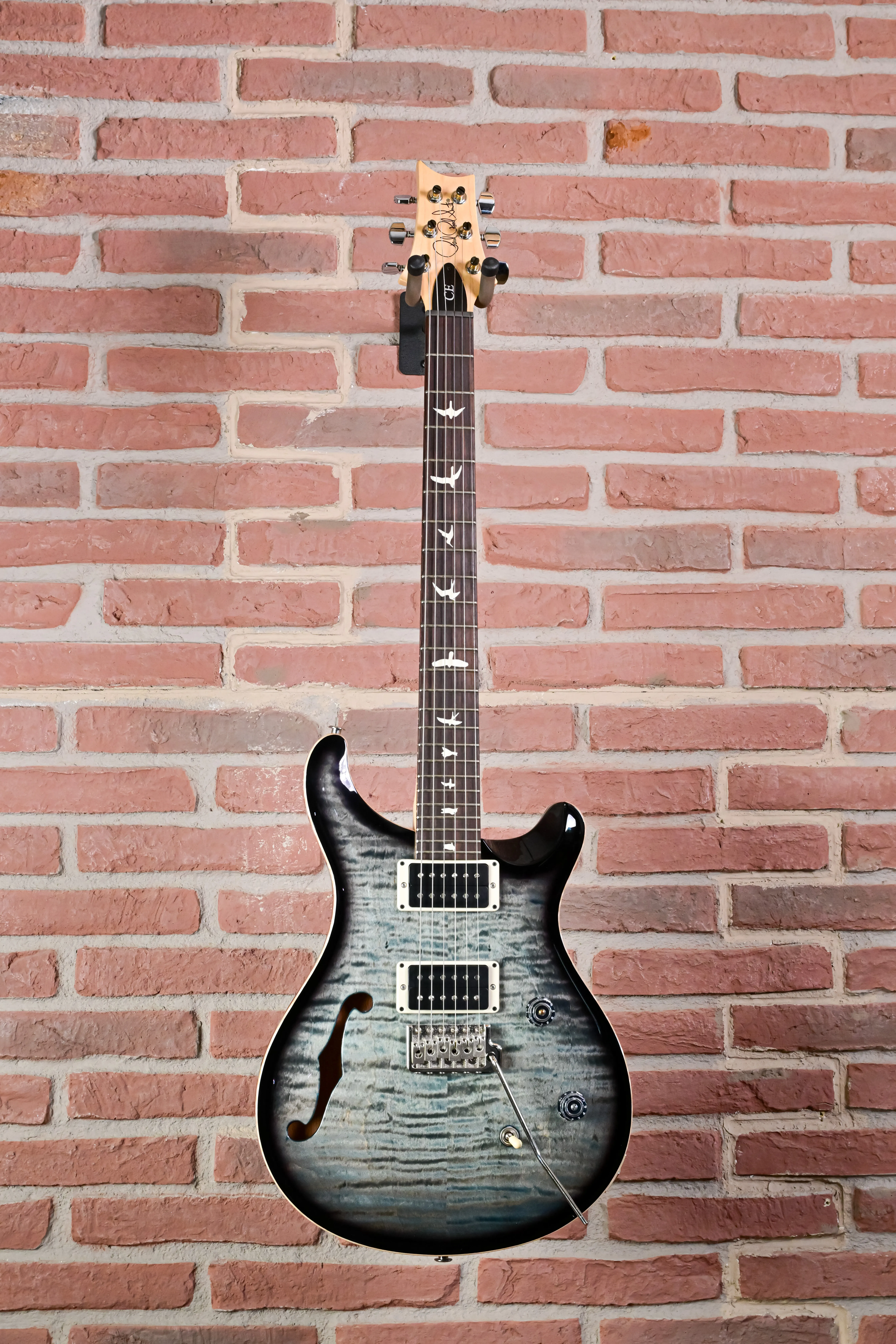CE 24 Semi-Hollow Faded Blue Smokeburst