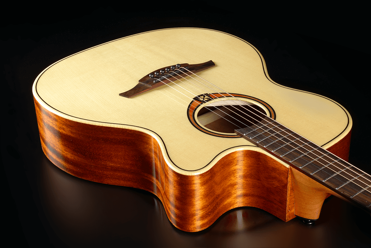 T88 ACE Auditorium Cutaway Acoustic-Electric Westerngitarre