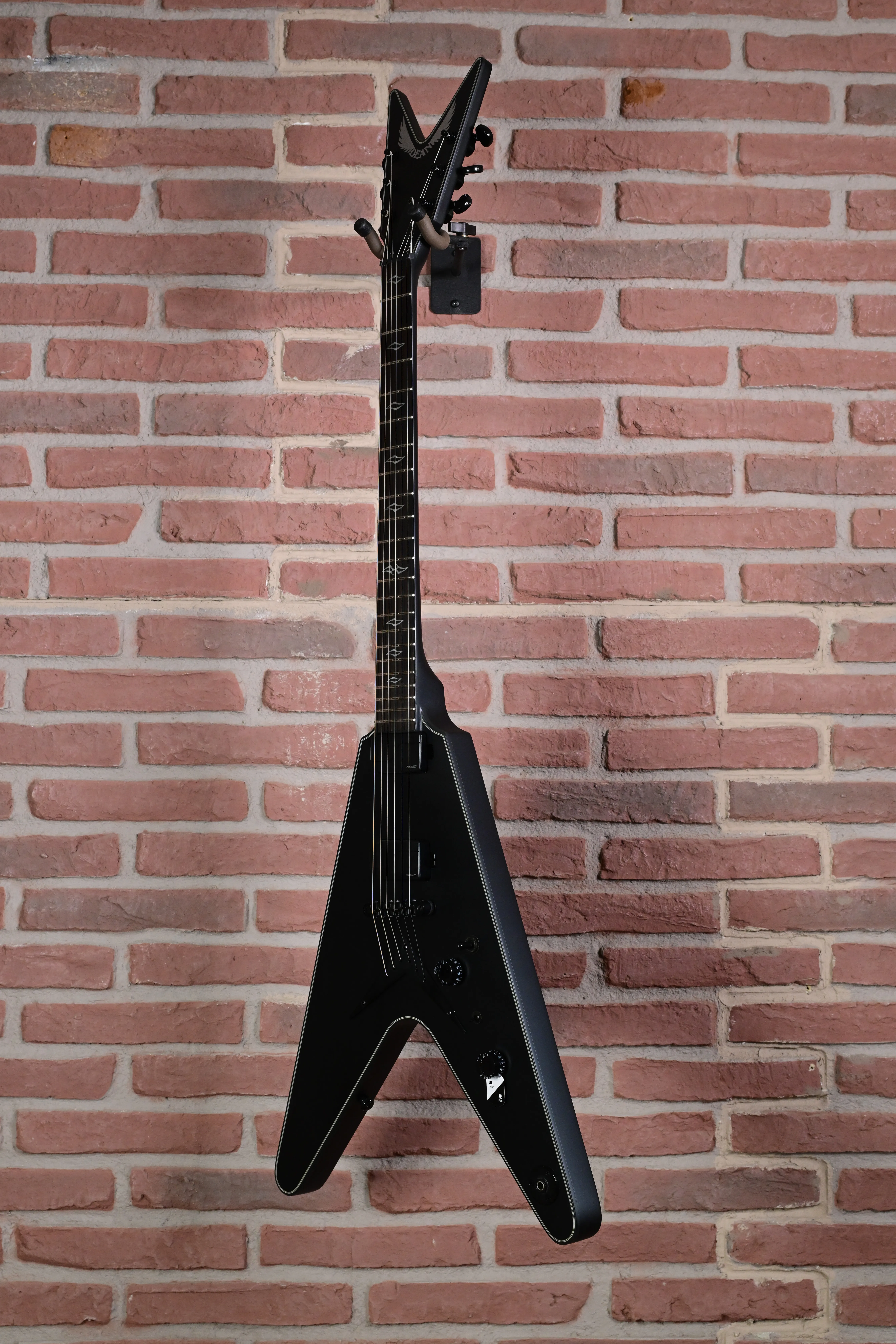V Select Fishman Fluence Black Satin
