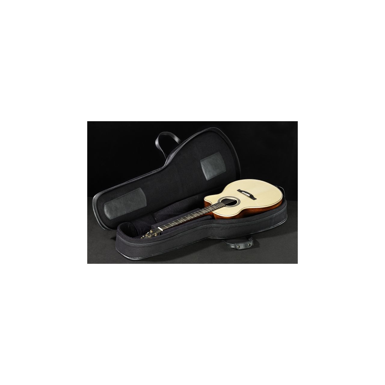 Archtop / Dreadnought Guitar Leather Bag, Black