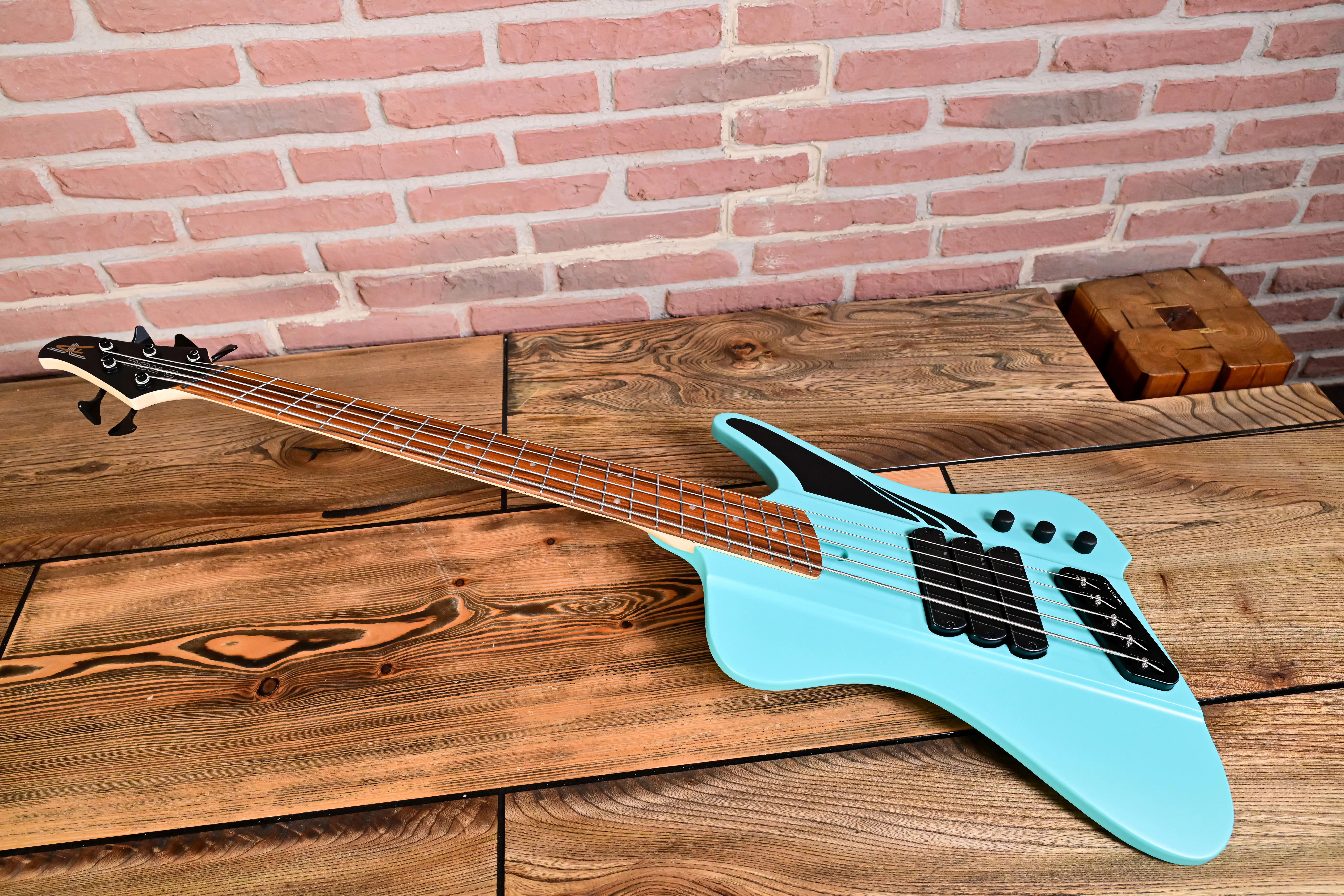 D-Roc Standard 5-String Bass Matte Celestial Blue