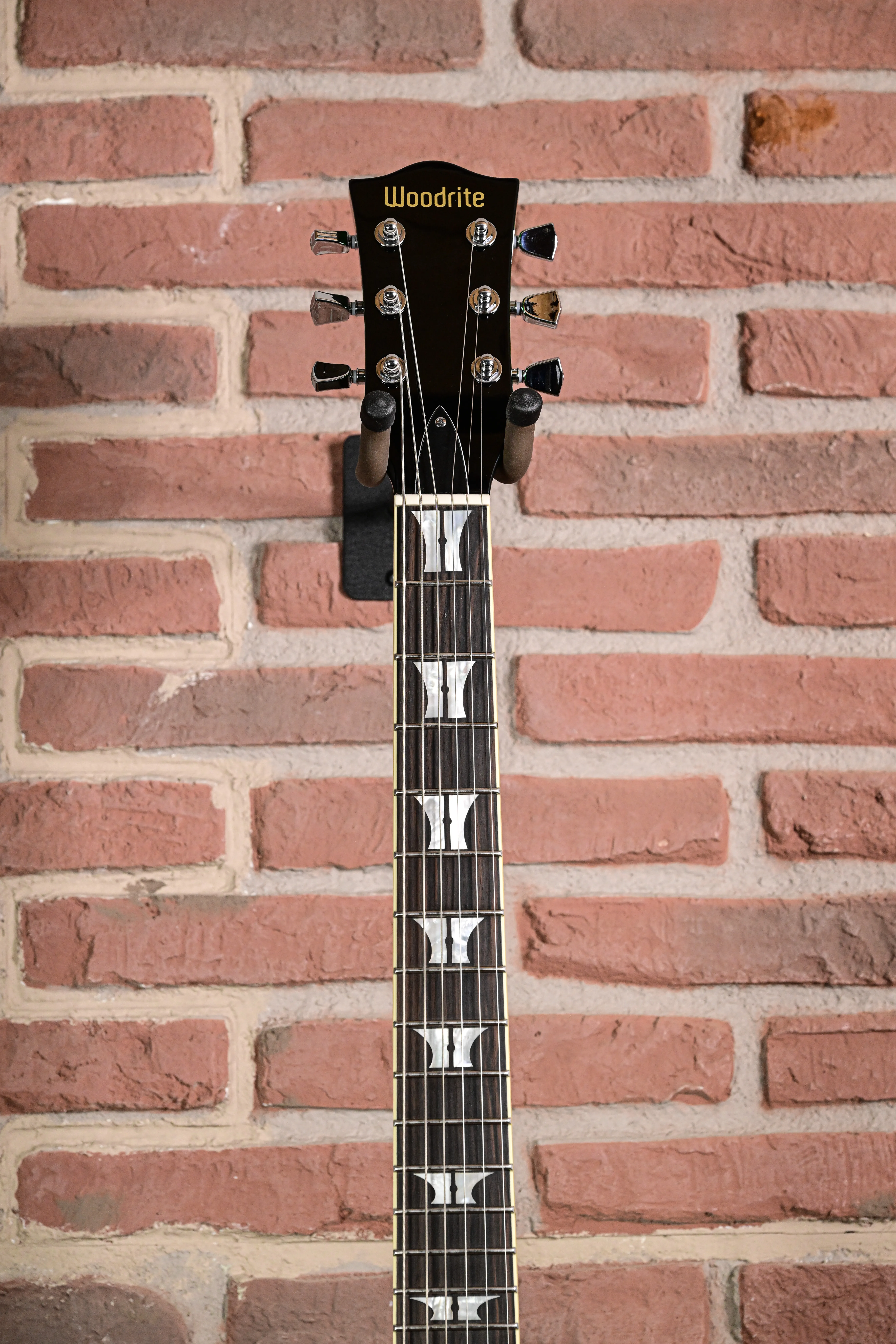 Revelator Serpent Burst   E-Gitarre